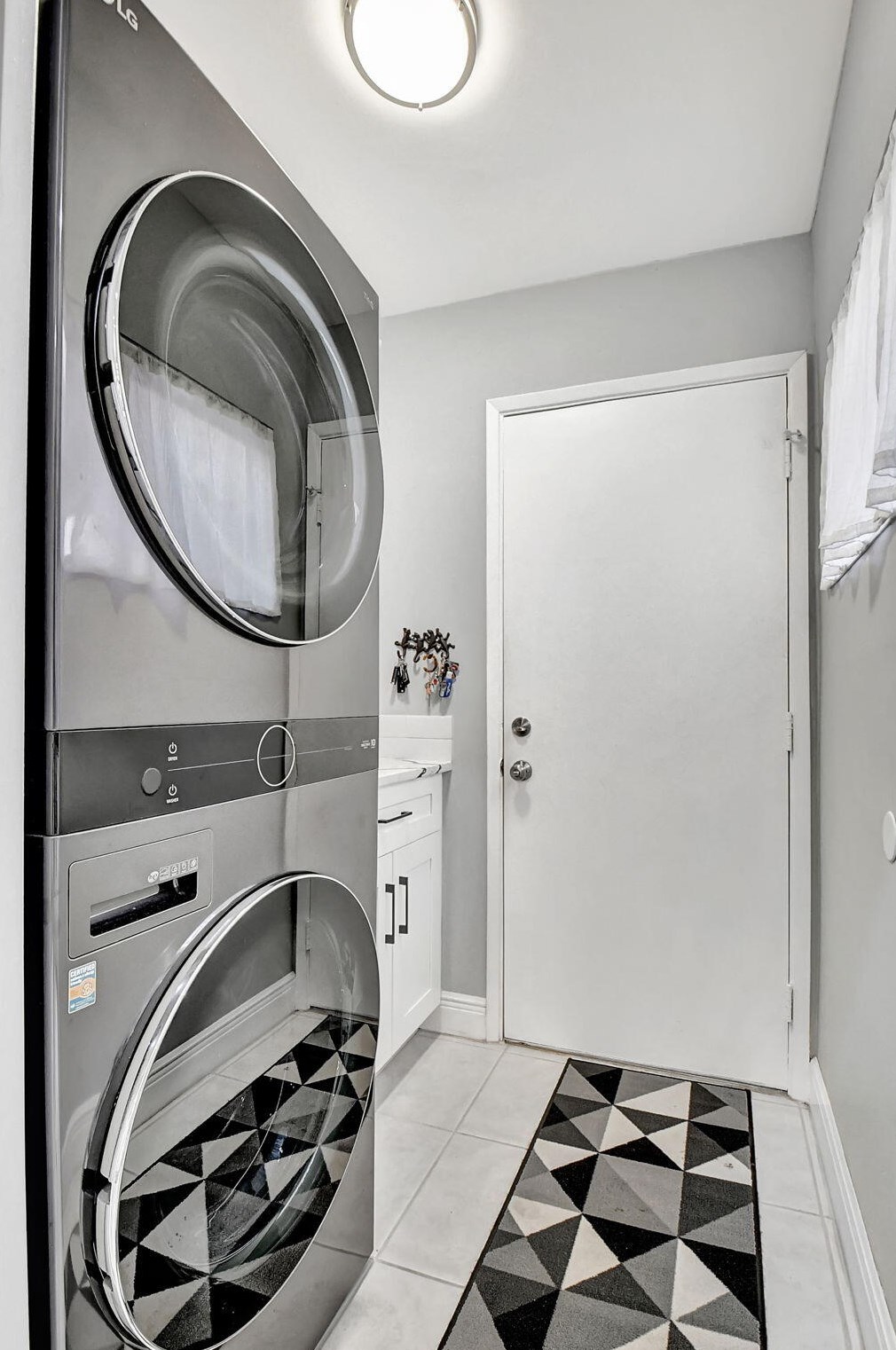 8313 Springtree Rd, Boca Raton FL 33496-5128 exterior