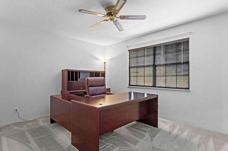 410 45 Ave, Vero Beach FL 32966-2317 exterior