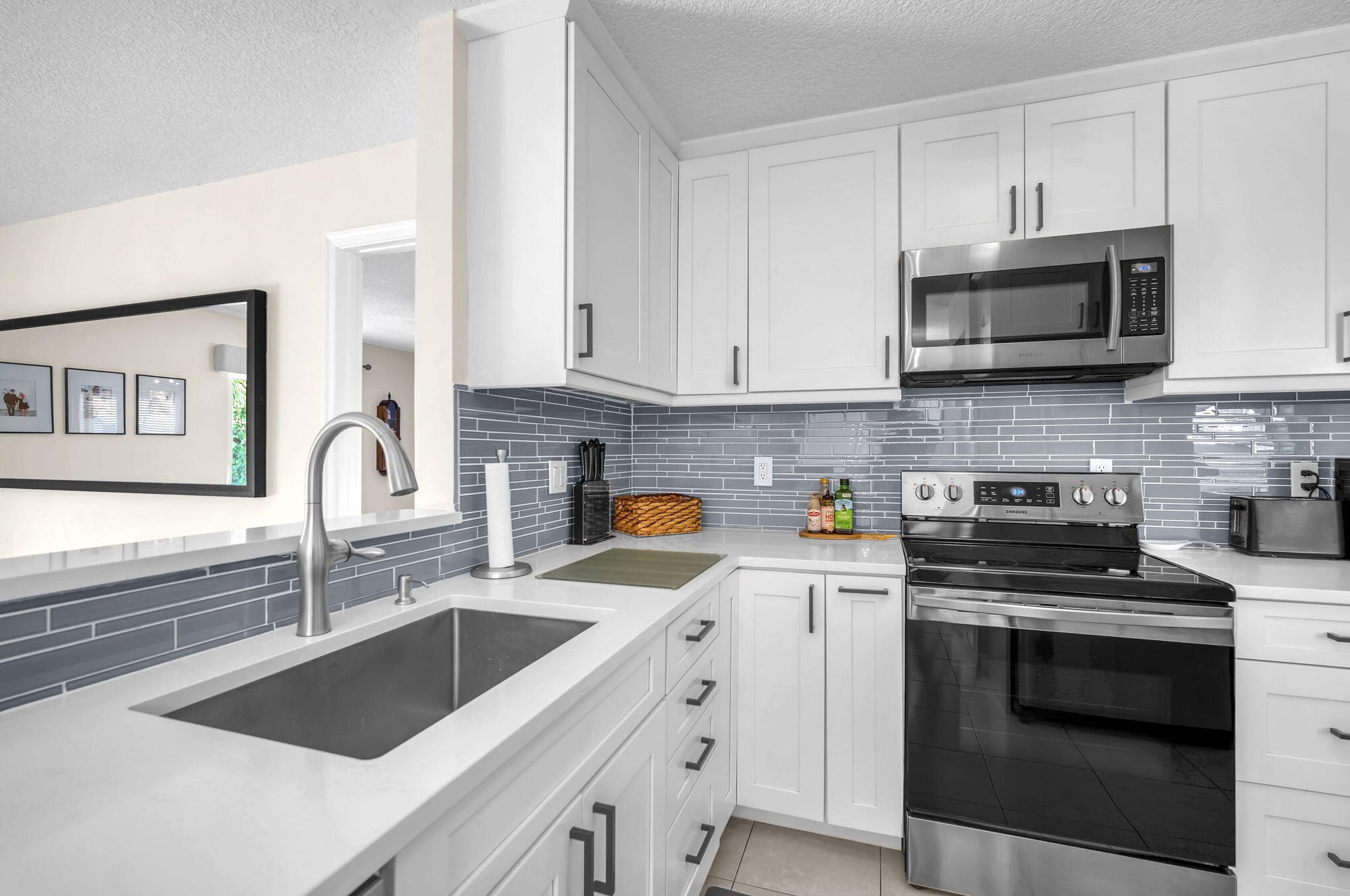 9511 Richmond Cir, Boca Raton FL 33434-2313 exterior