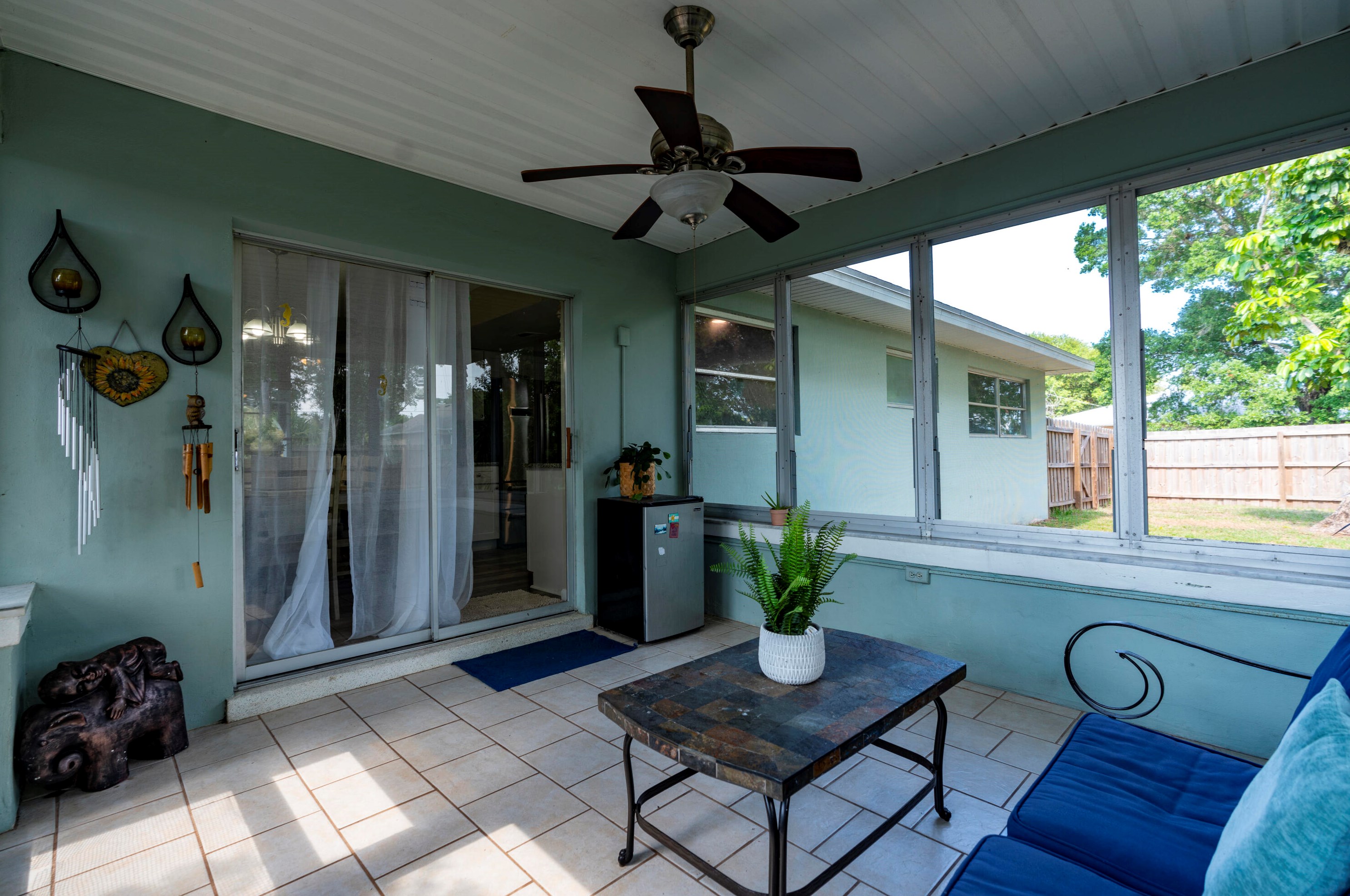 102 Lakehurst, Fort Pierce FL 34983-2545 exterior