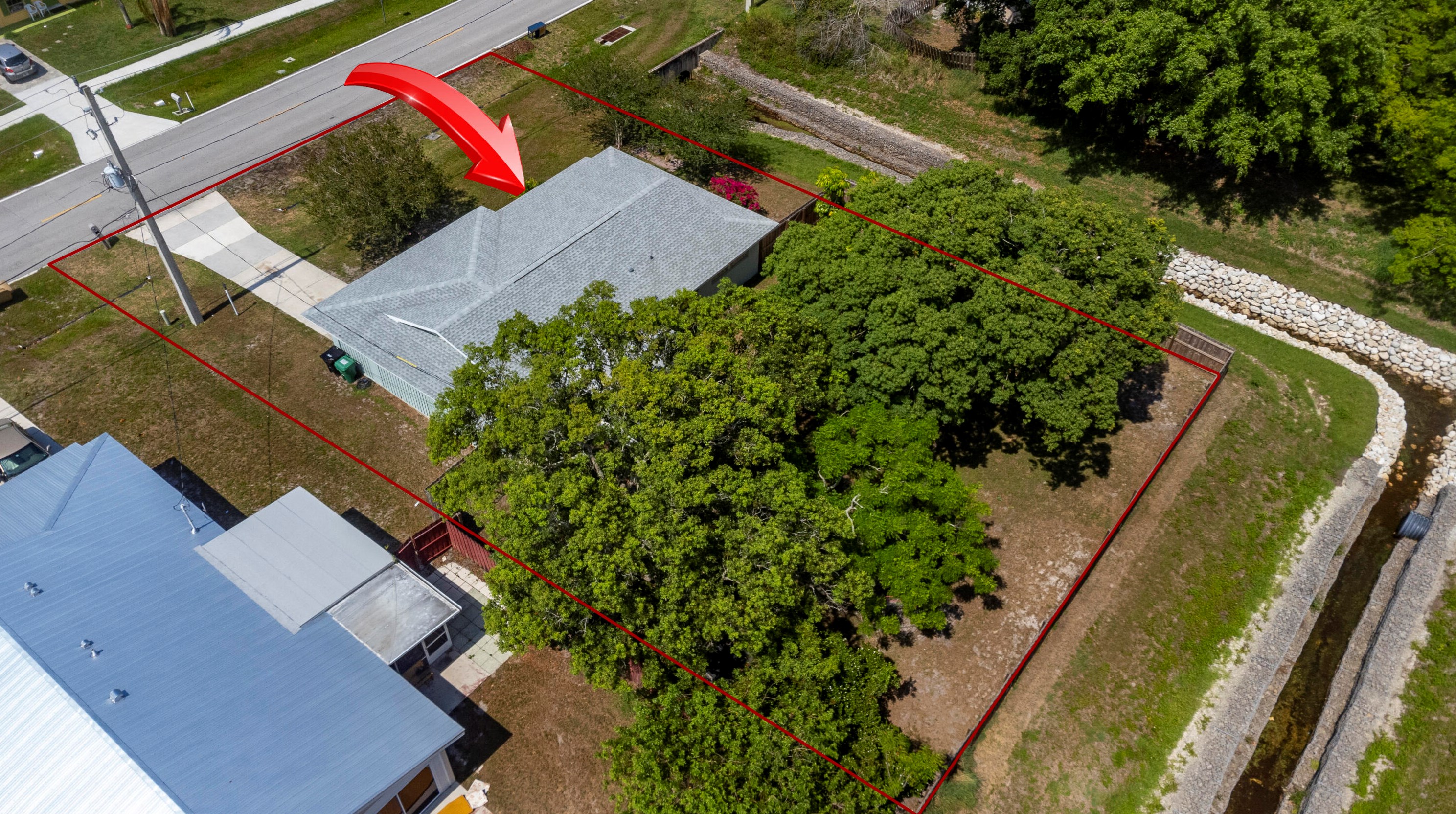 102 Lakehurst, Fort Pierce FL 34983-2545 exterior