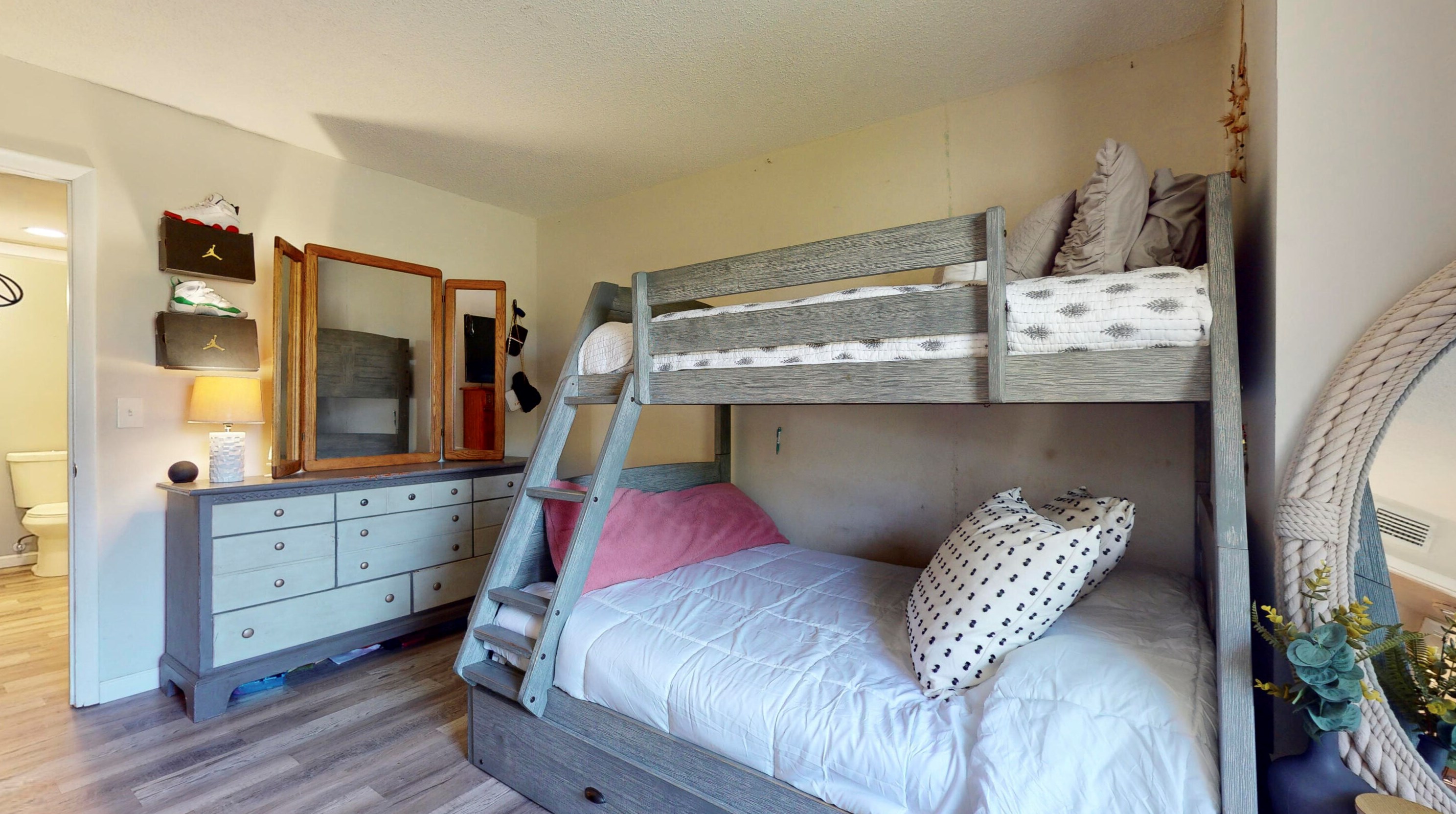 102 Lakehurst, Fort Pierce FL 34983-2545 exterior