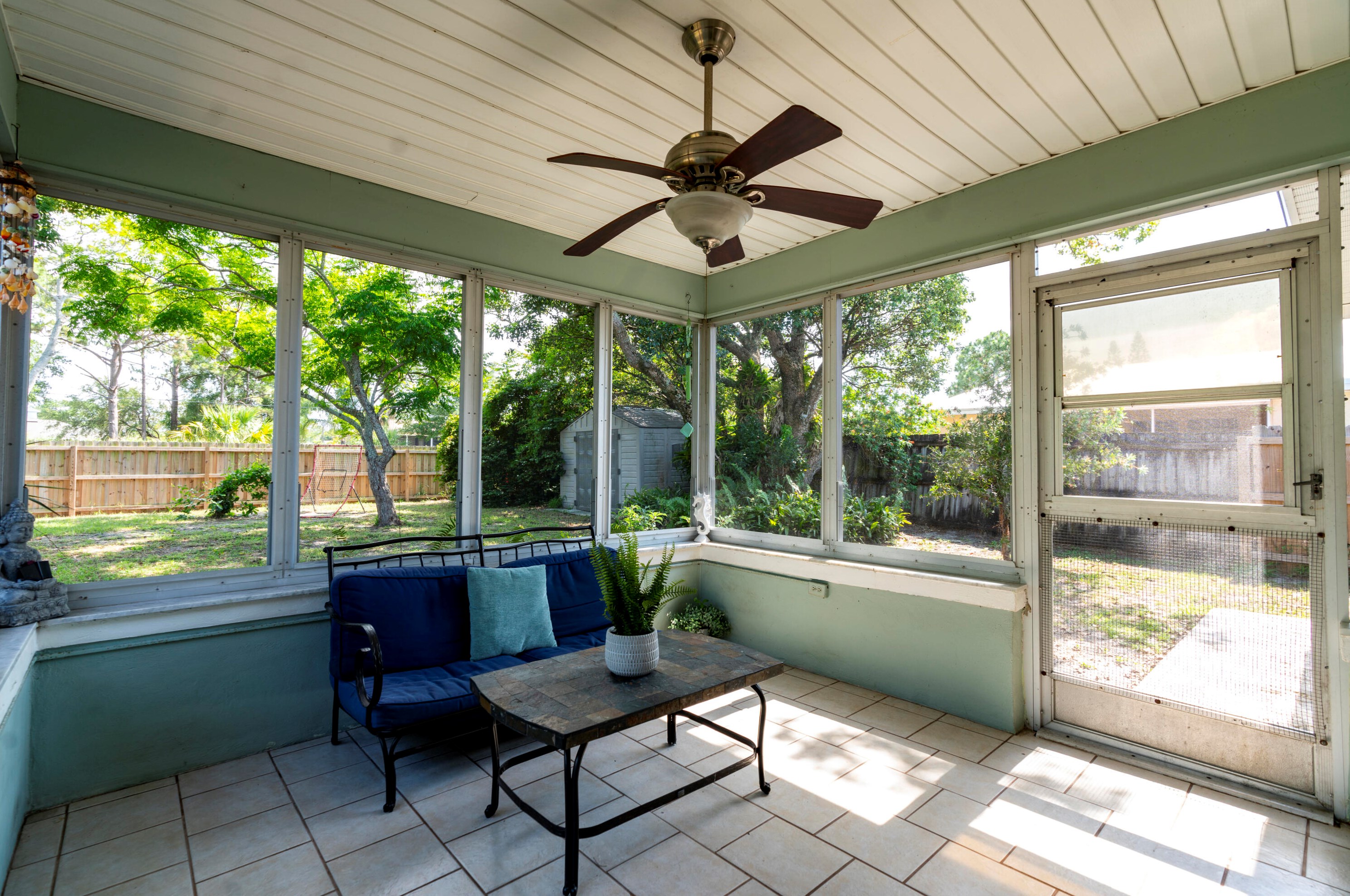 102 Lakehurst, Fort Pierce FL 34983-2545 exterior