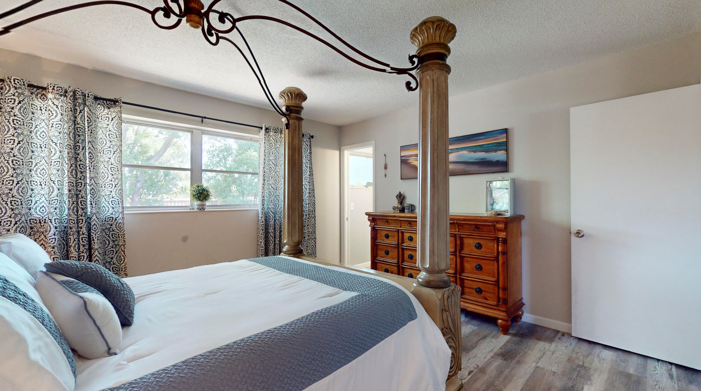 102 Lakehurst, Fort Pierce FL 34983-2545 exterior