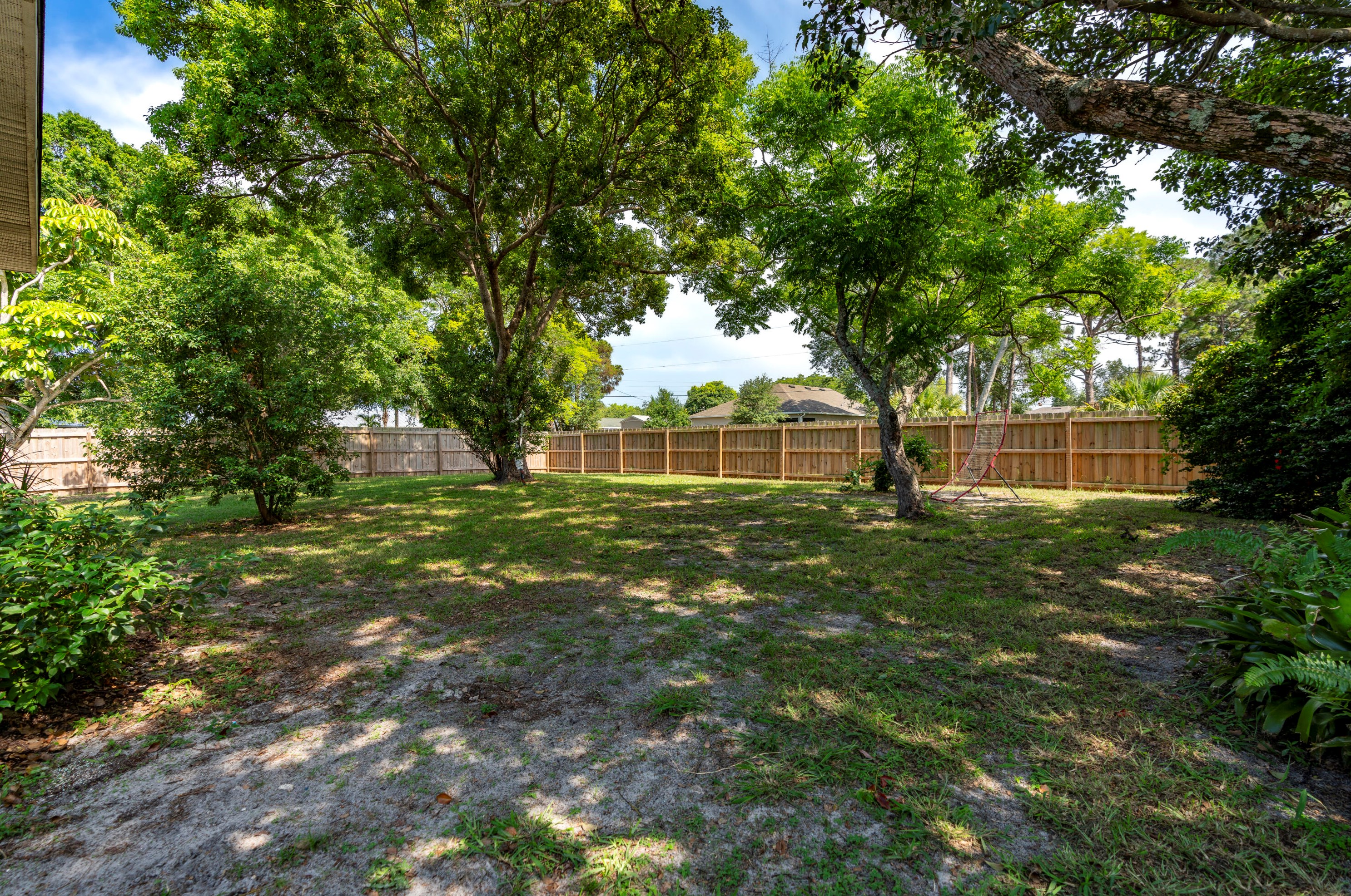 102 Lakehurst, Fort Pierce FL 34983-2545 exterior
