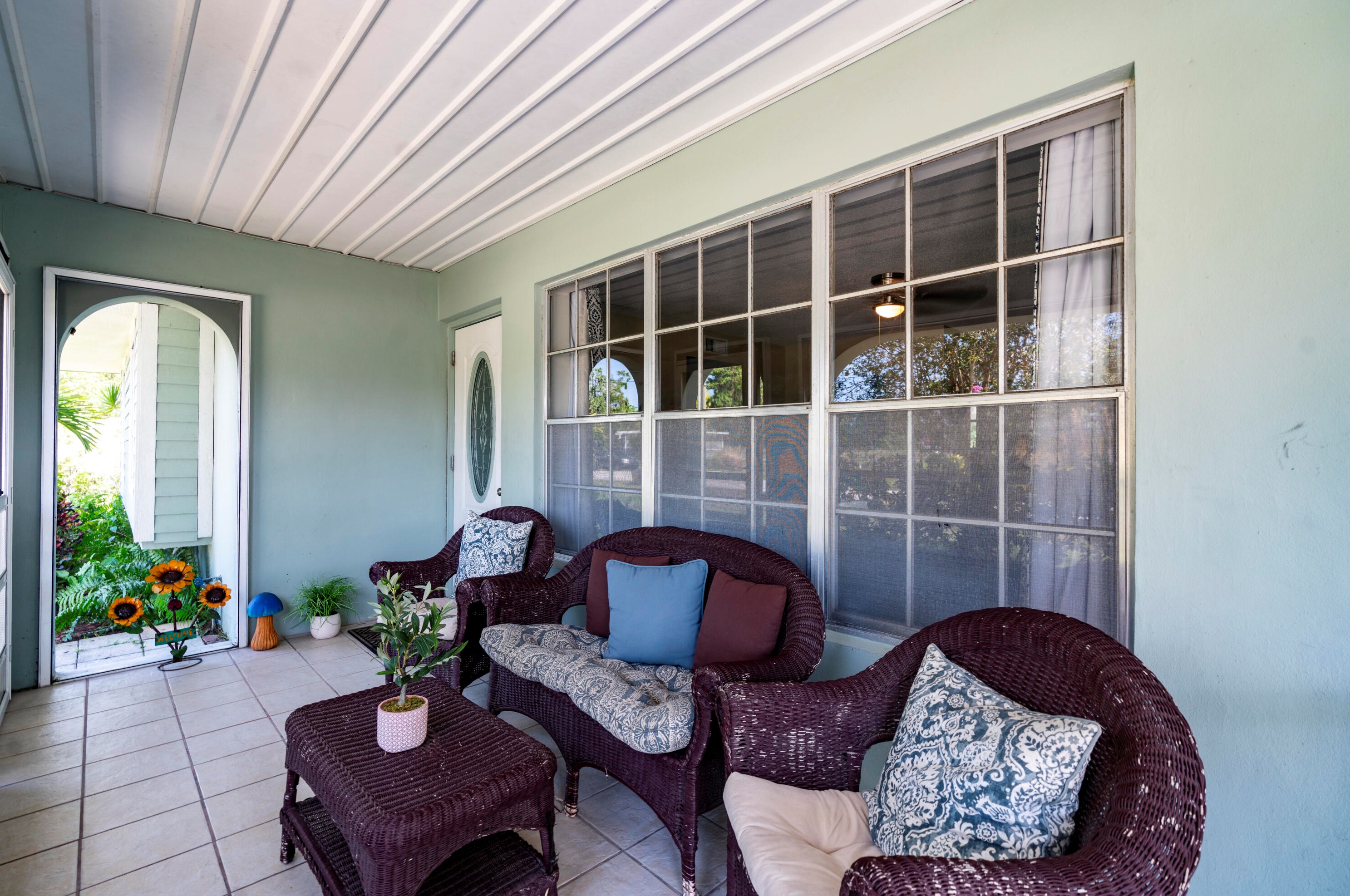 102 Lakehurst, Fort Pierce FL 34983-2545 exterior