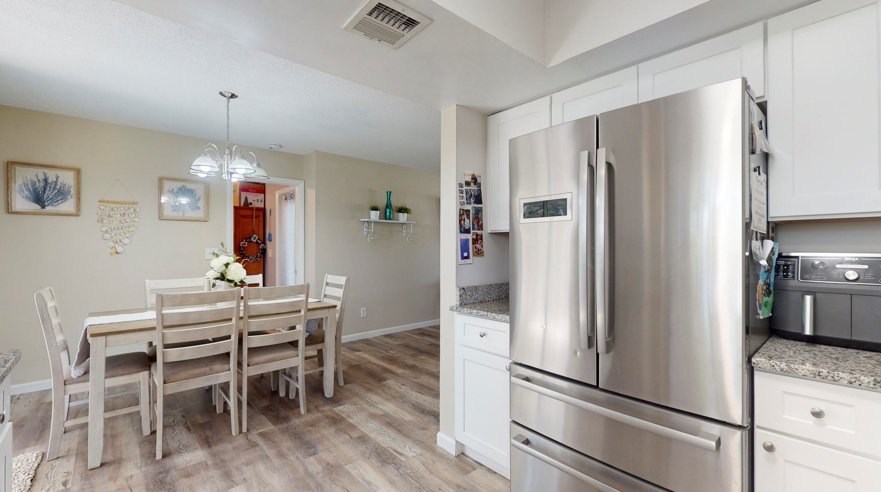 102 Lakehurst, Fort Pierce FL 34983-2545 exterior