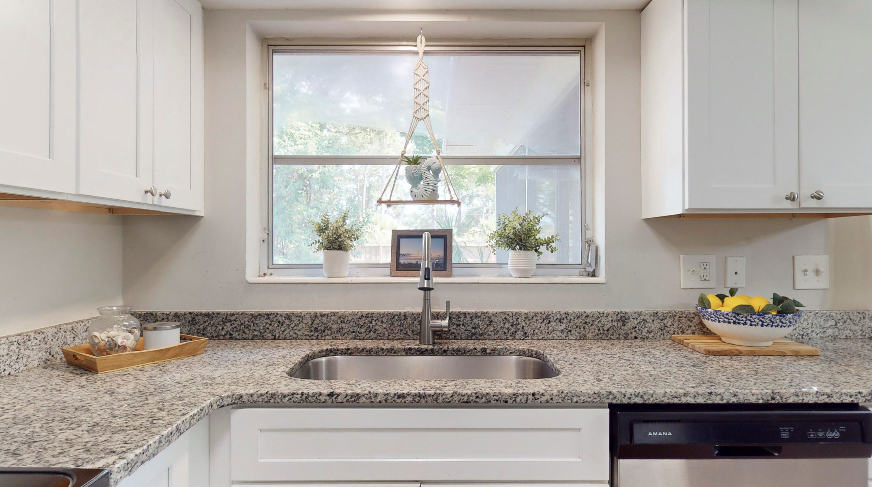 102 Lakehurst, Fort Pierce FL 34983-2545 exterior