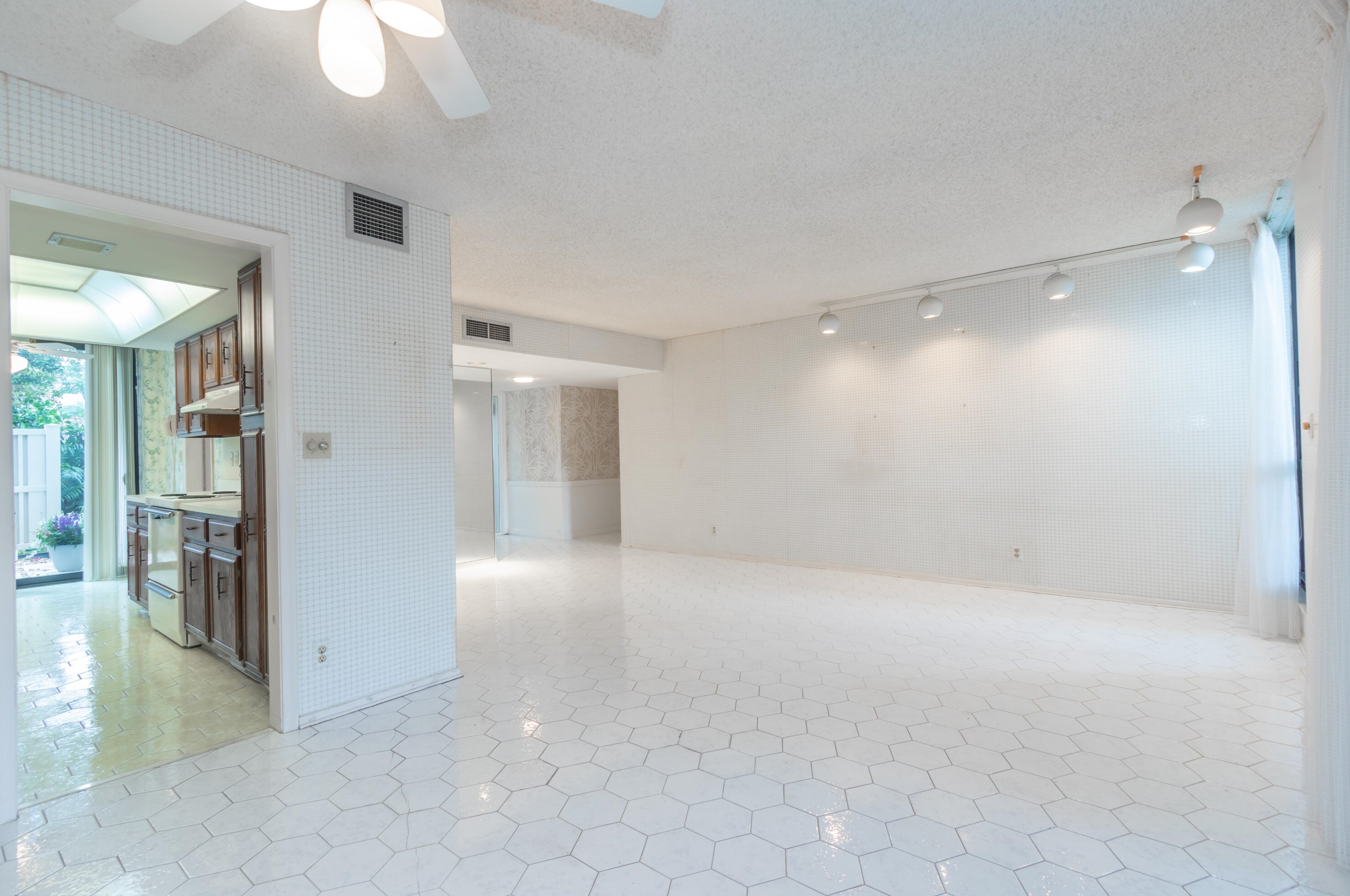 1203 Bridgewood Pl, Boca Raton FL 33434-4161 exterior