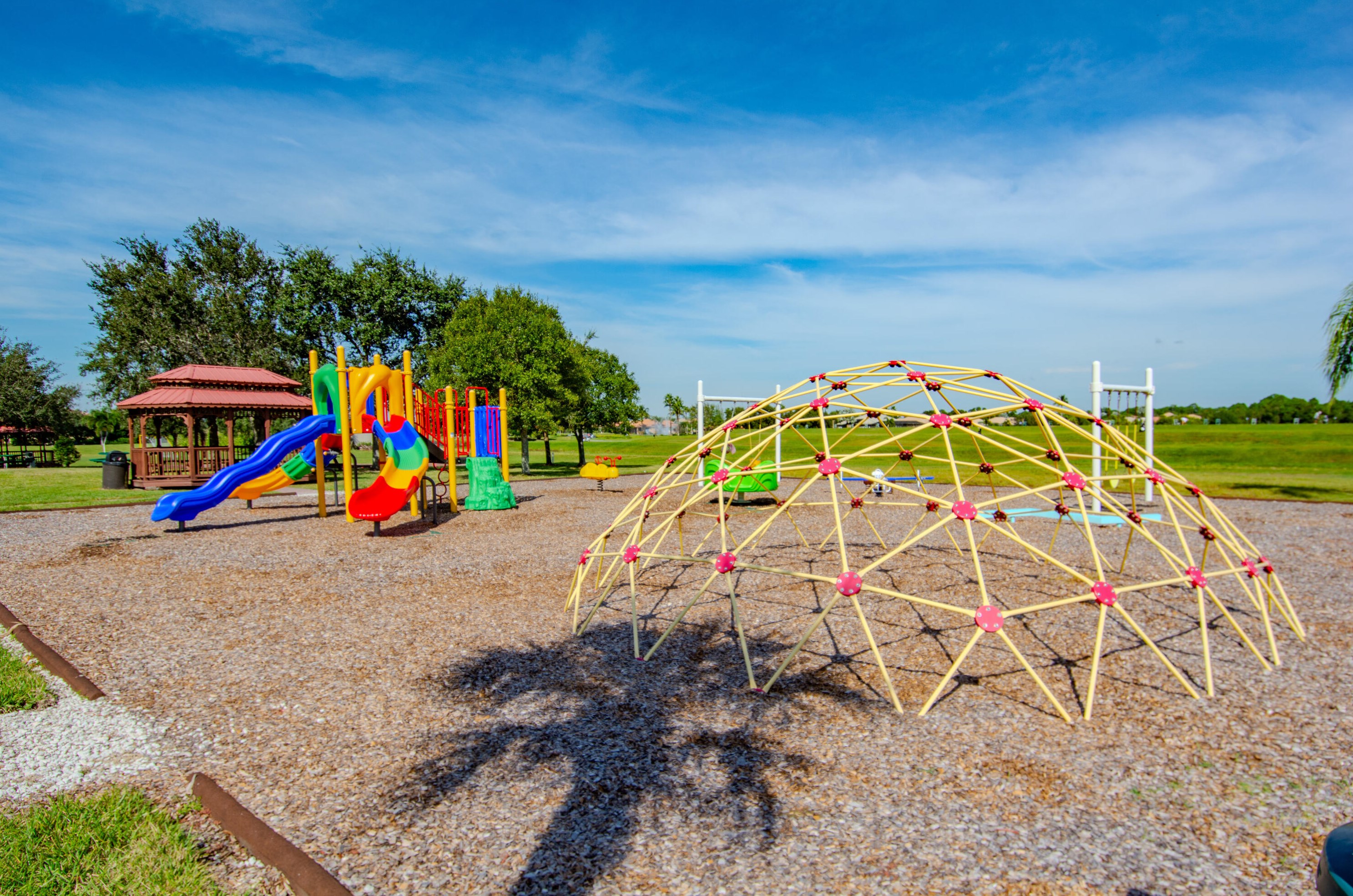 466 Dover Ct, Fort Pierce FL  34983-3414 exterior