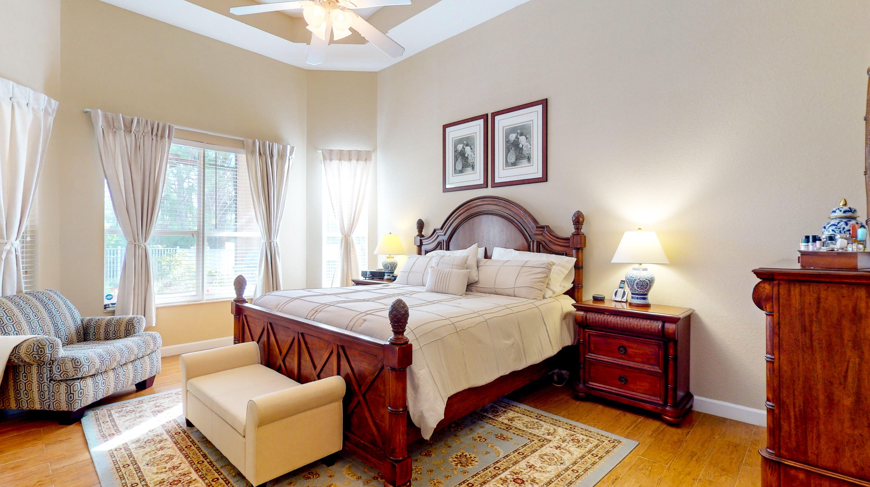 466 Dover Ct, Fort Pierce FL  34983-3414 exterior