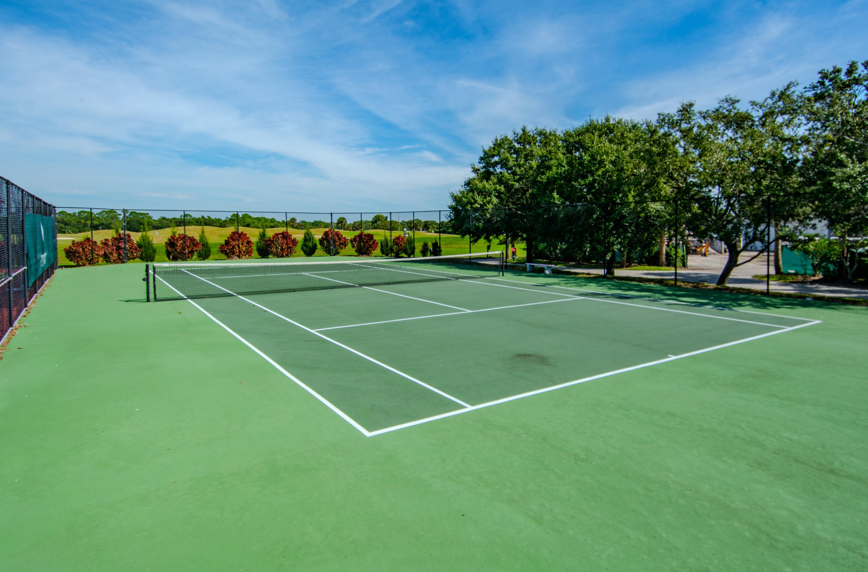 466 Dover Ct, Fort Pierce FL  34983-3414 exterior