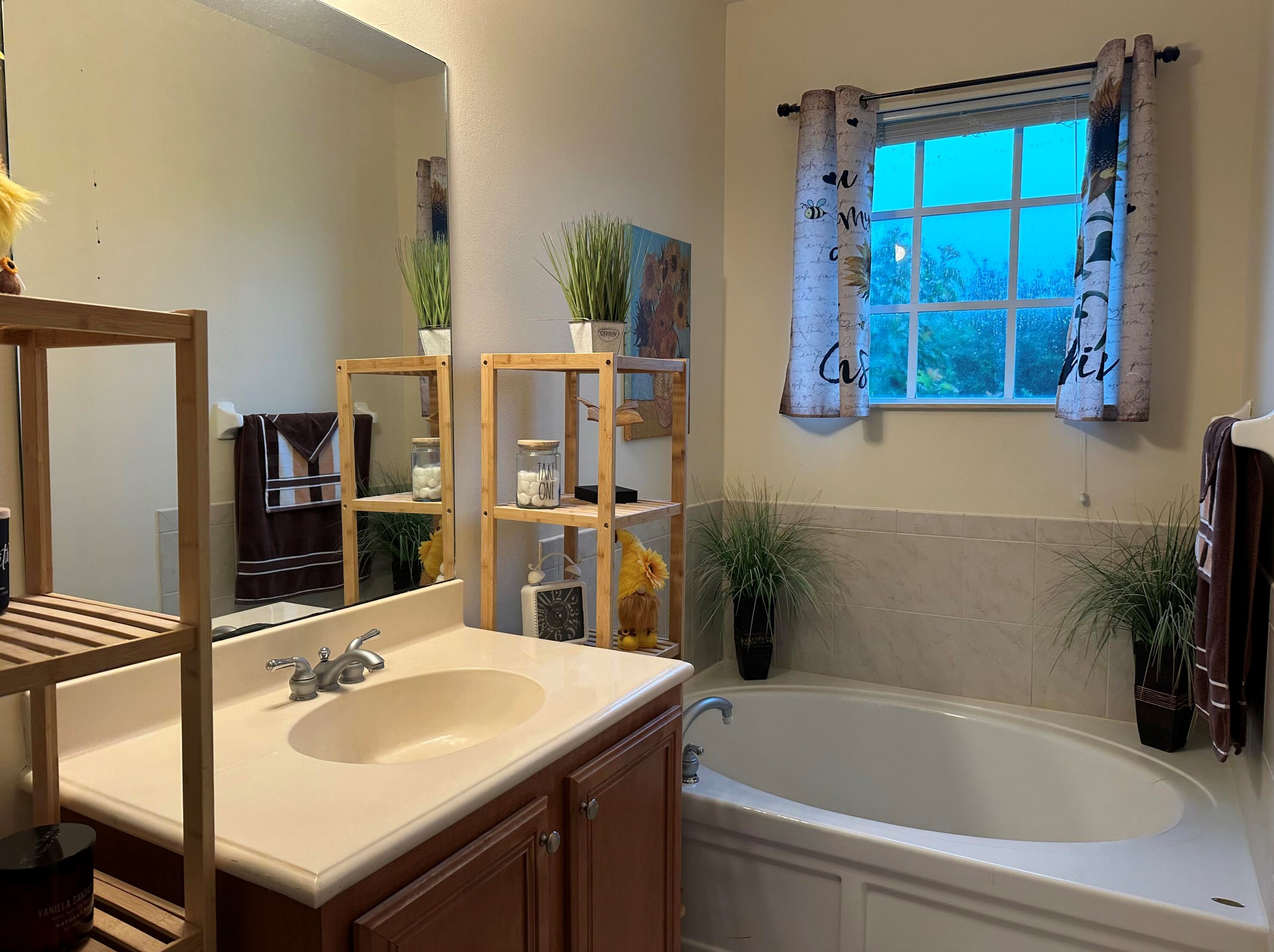 261 Bay Cedar Cir, Jupiter FL 33458-7108 exterior