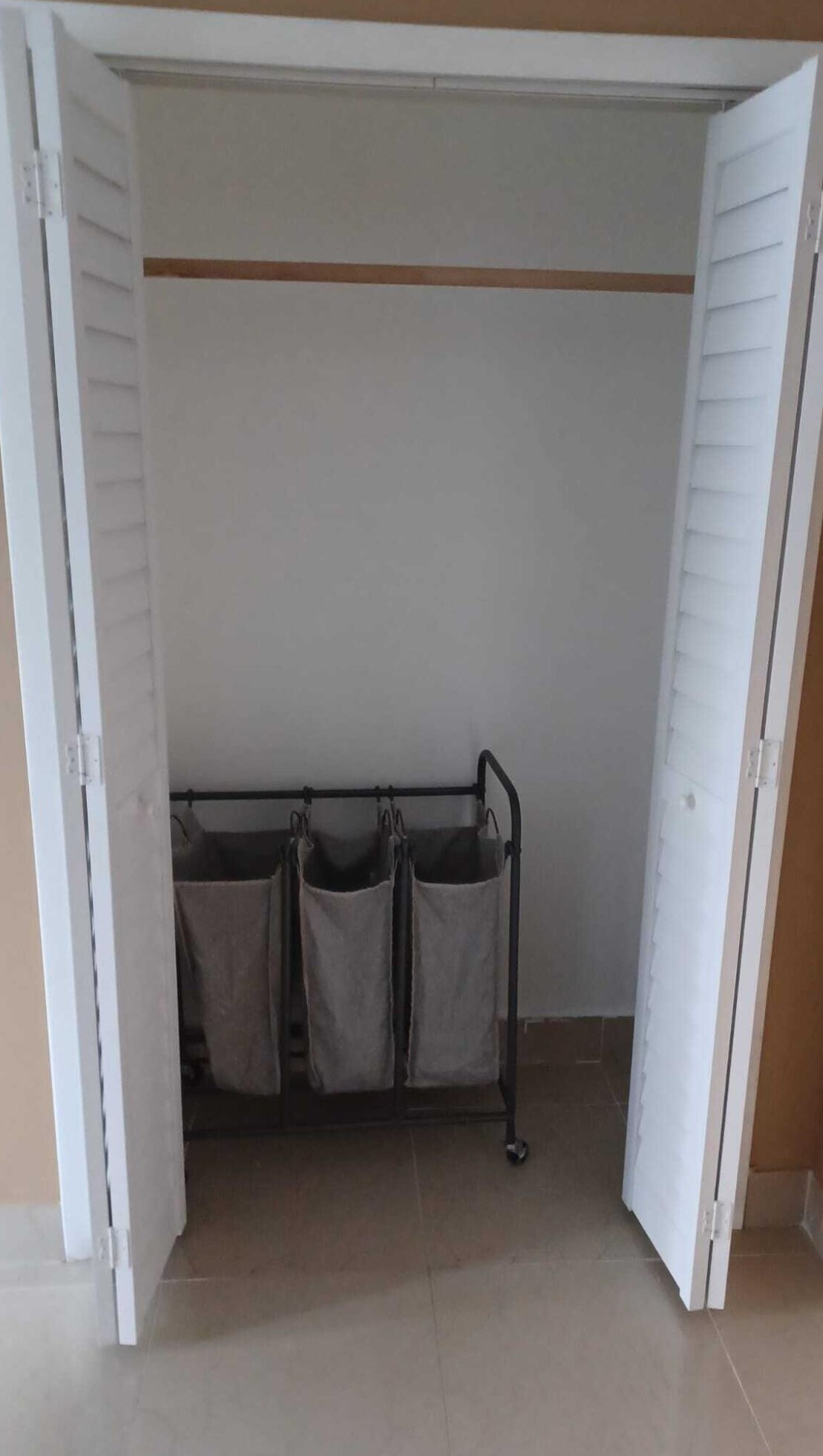 1500 175th St, Miami FL  33162-1441 exterior