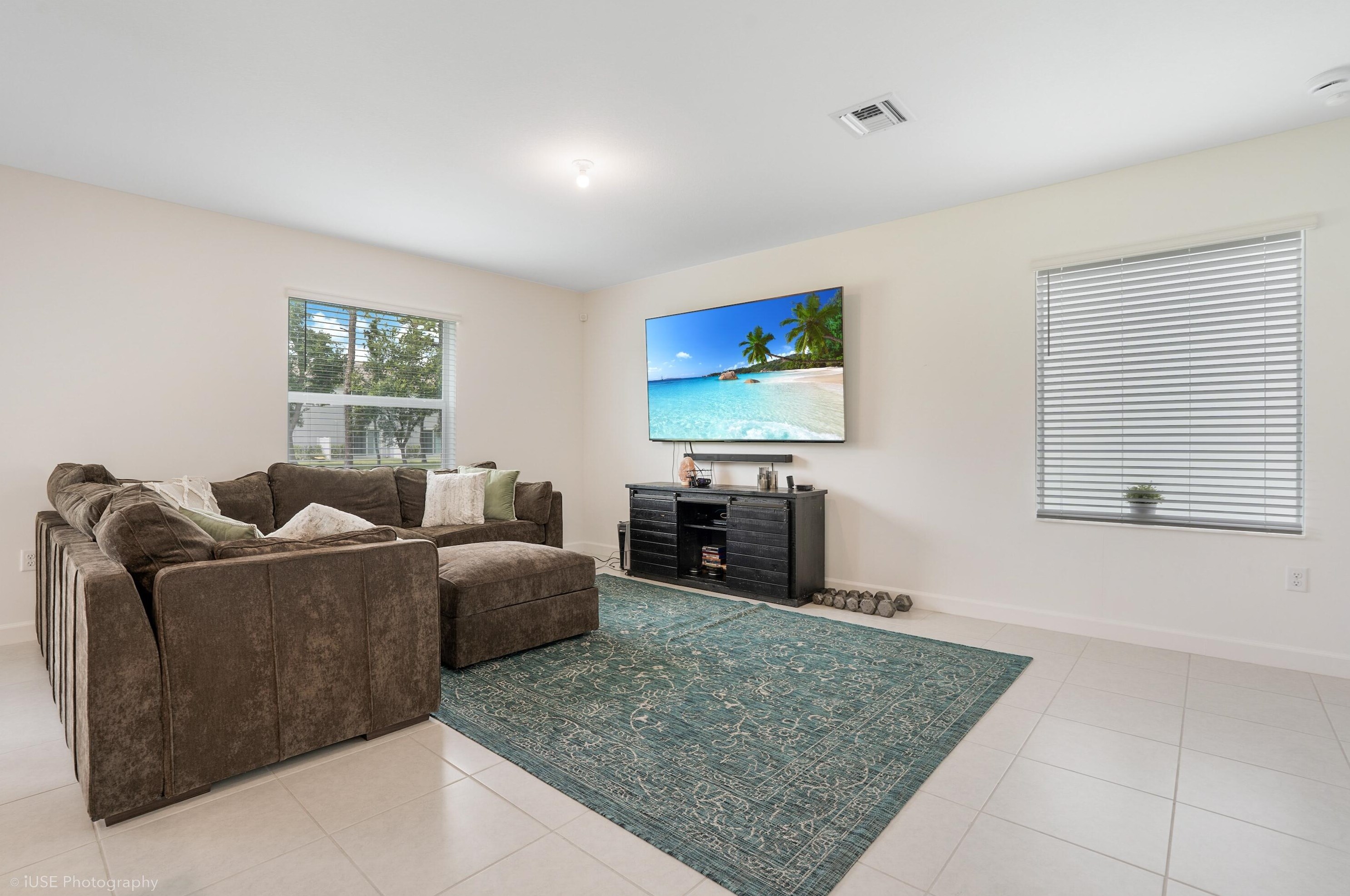 4534 Dow Ln, Lake Worth FL  33463-6013 exterior