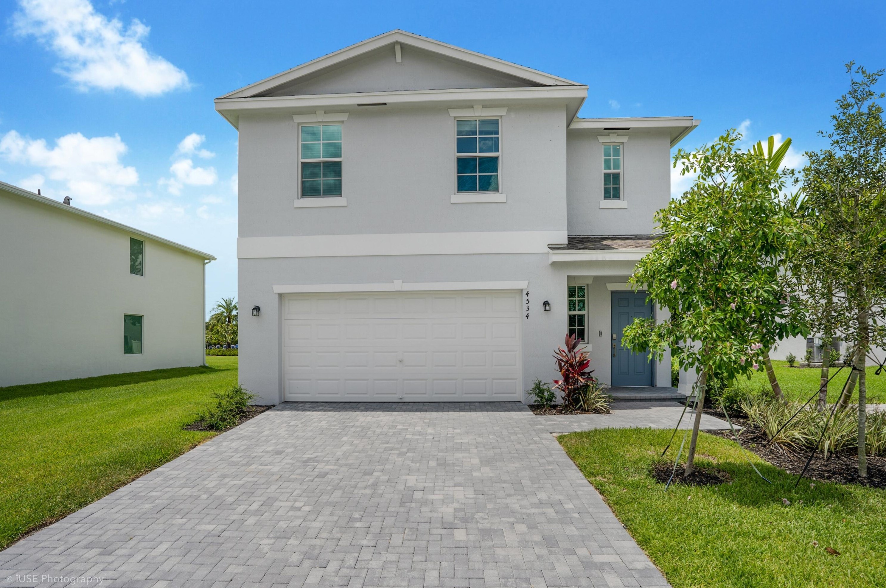 4534 Dow Ln, Lake Worth FL  33463-6013 exterior