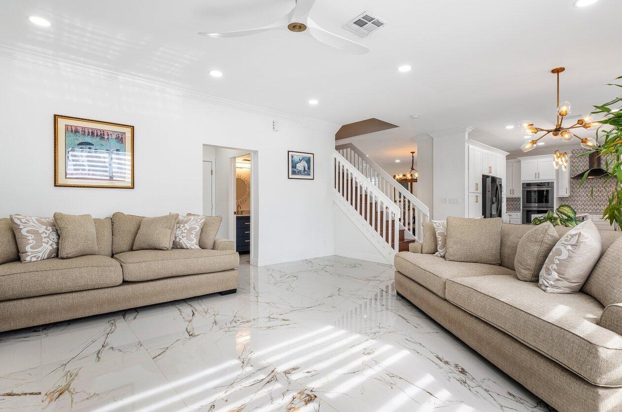 9160 Picot Ct, Boynton Beach FL 33472-2466 exterior