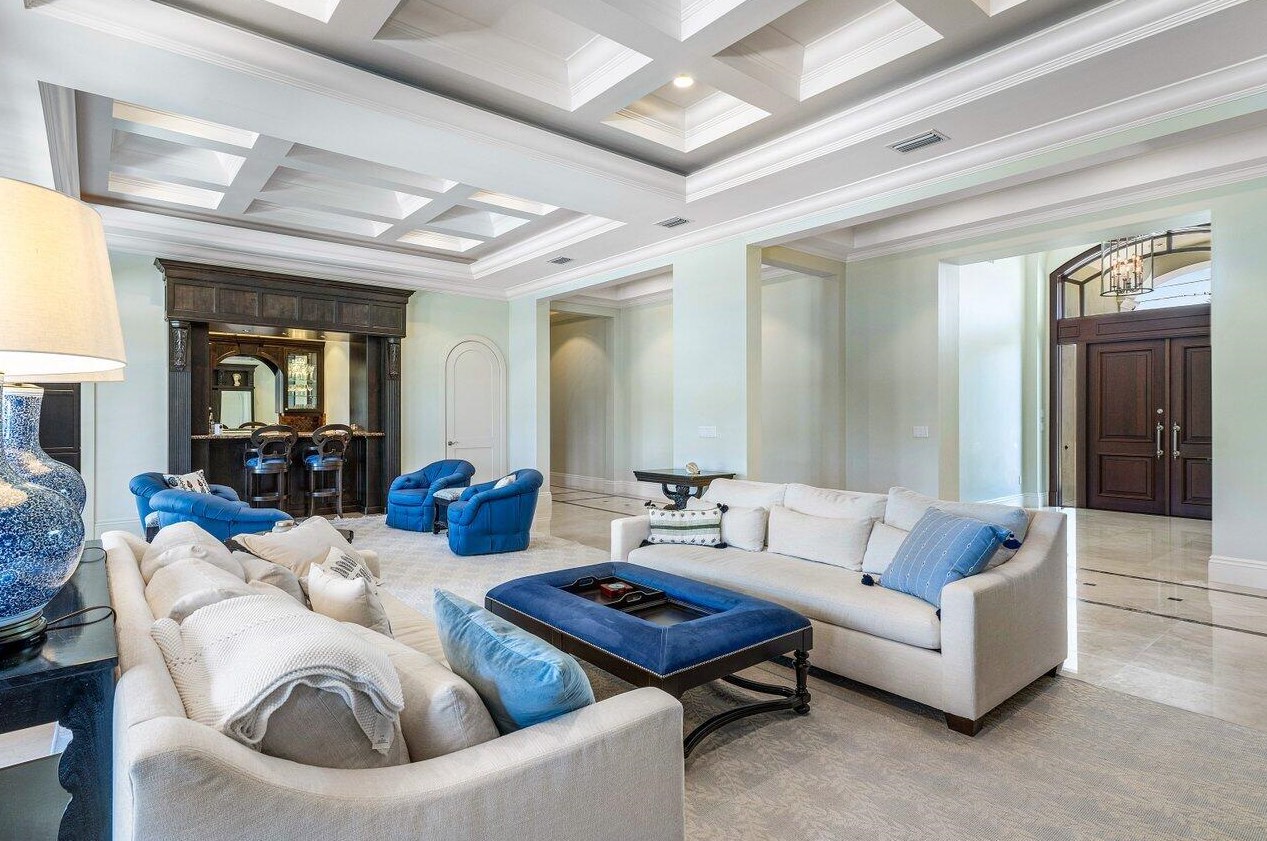 114 Marlin Dr, Boynton Beach FL 33435-3311 exterior