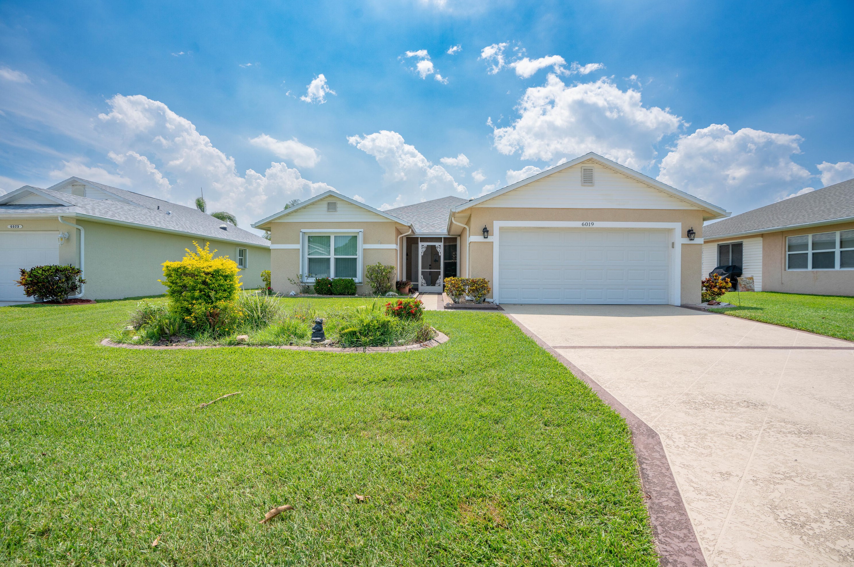 6019 Travelers Way, Fort Pierce FL  34982-4062 exterior