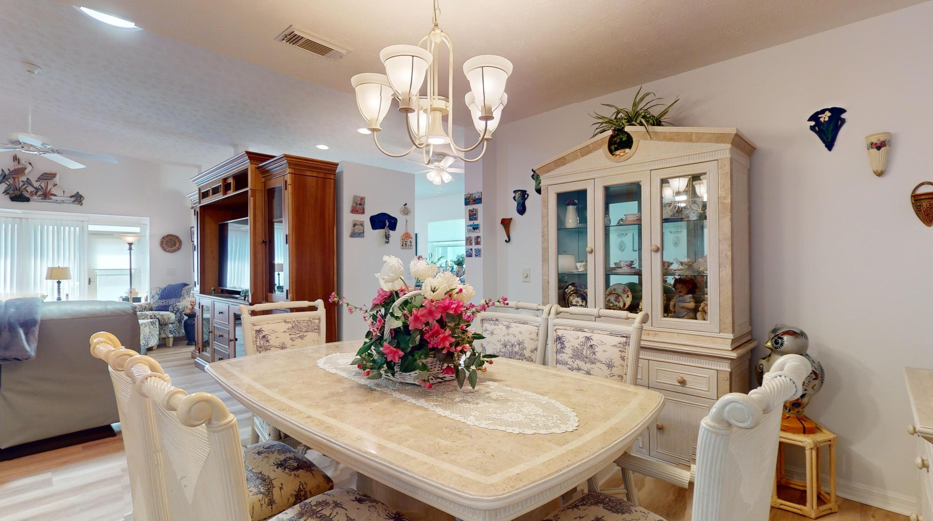 6019 Travelers Way, Fort Pierce FL  34982-4062 exterior