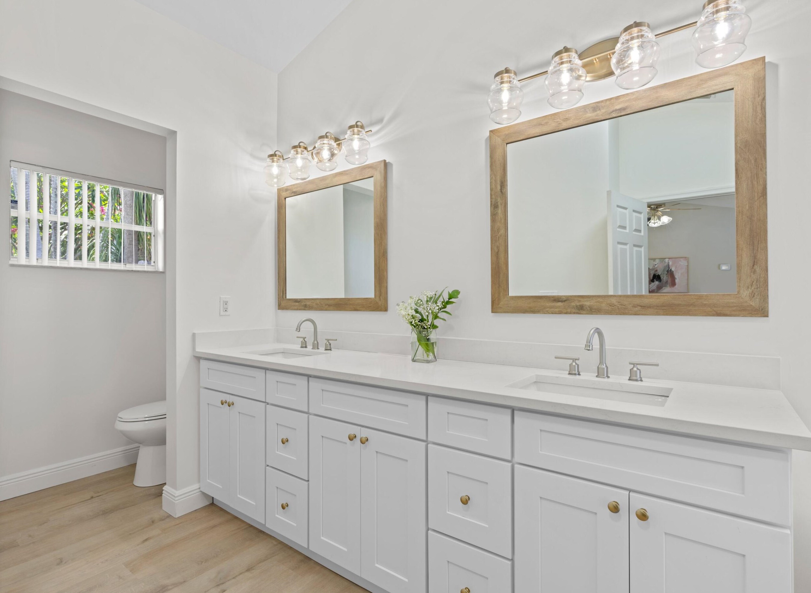 5665 Descartes Cir, Boynton Beach FL 33472-2427 exterior