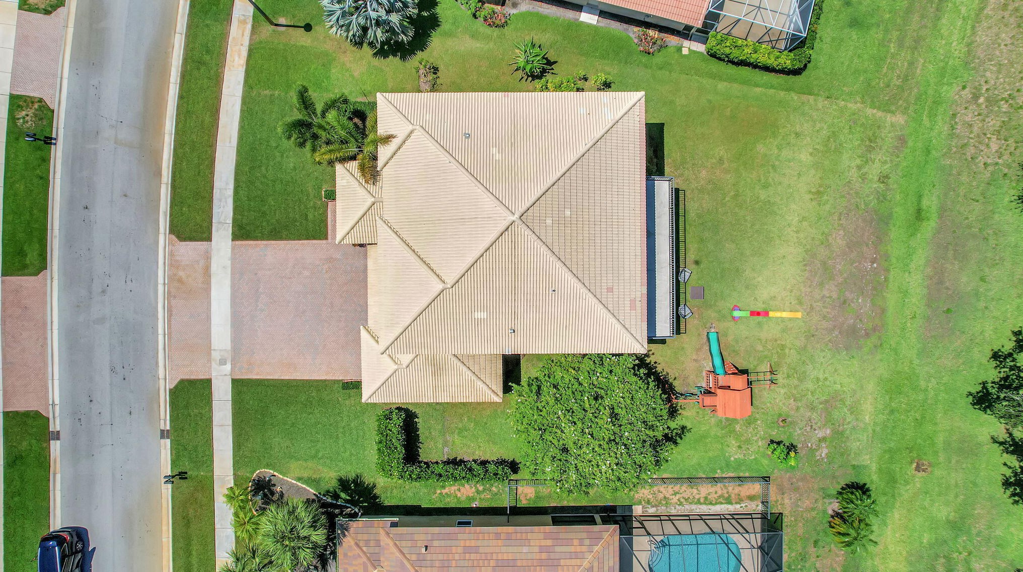 1751 Corsica Dr, West Palm Beach FL  33414-1046 exterior