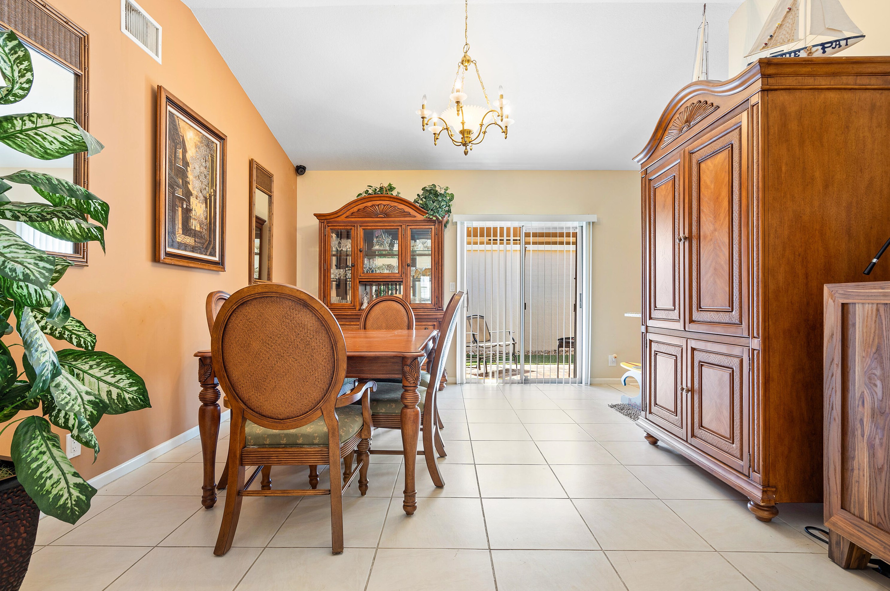 71 King Fisher Way, Boynton Beach FL  33436-9081 exterior