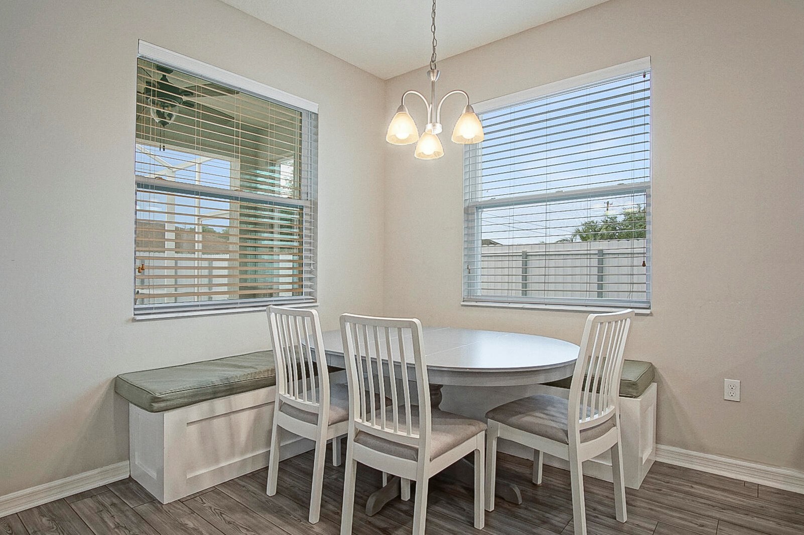 1033 Mccracken Ave, Fort Pierce FL 34953-3936 exterior