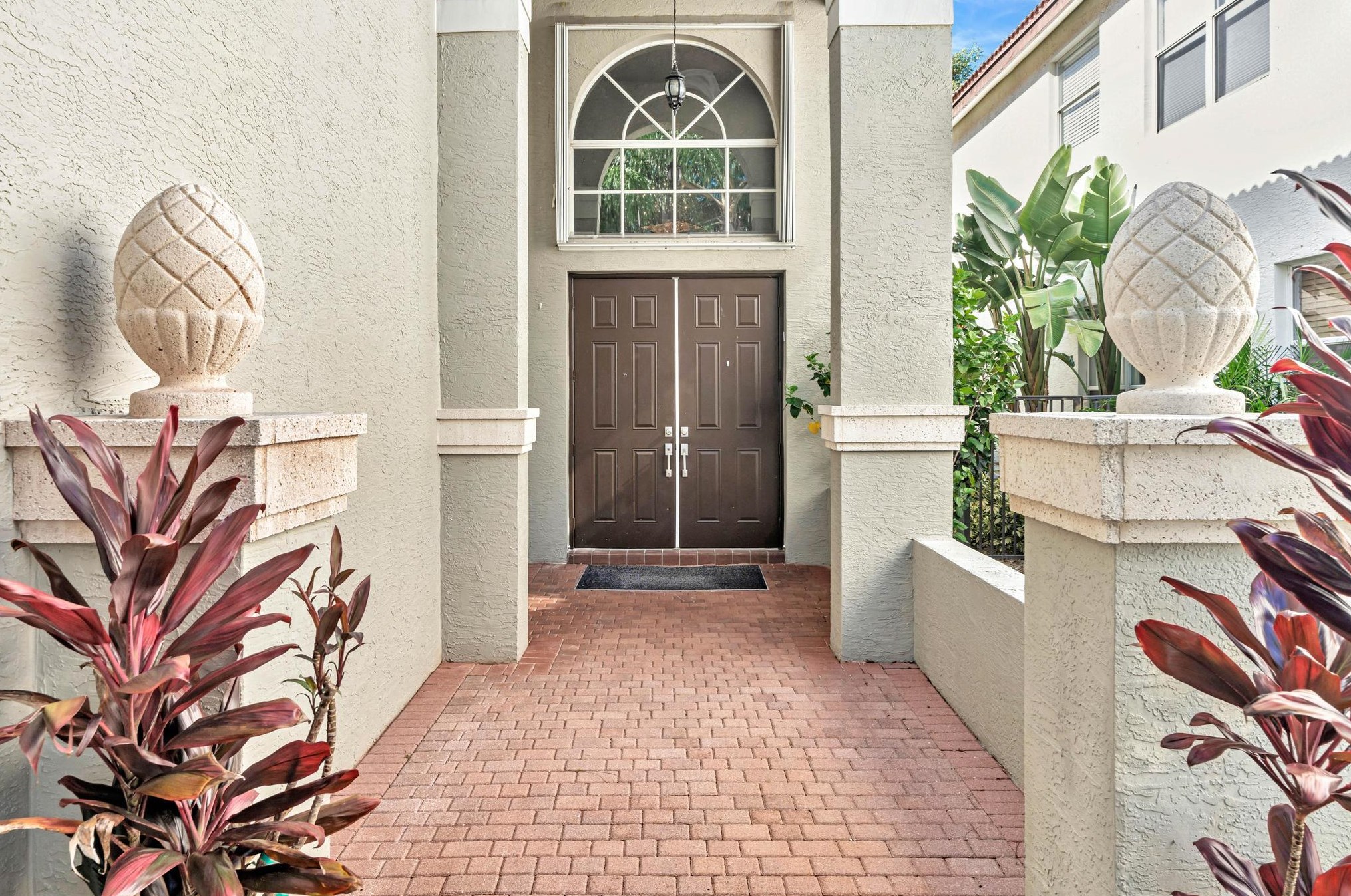 8717 Sandy Crst Ln, Boynton Beach FL  exterior