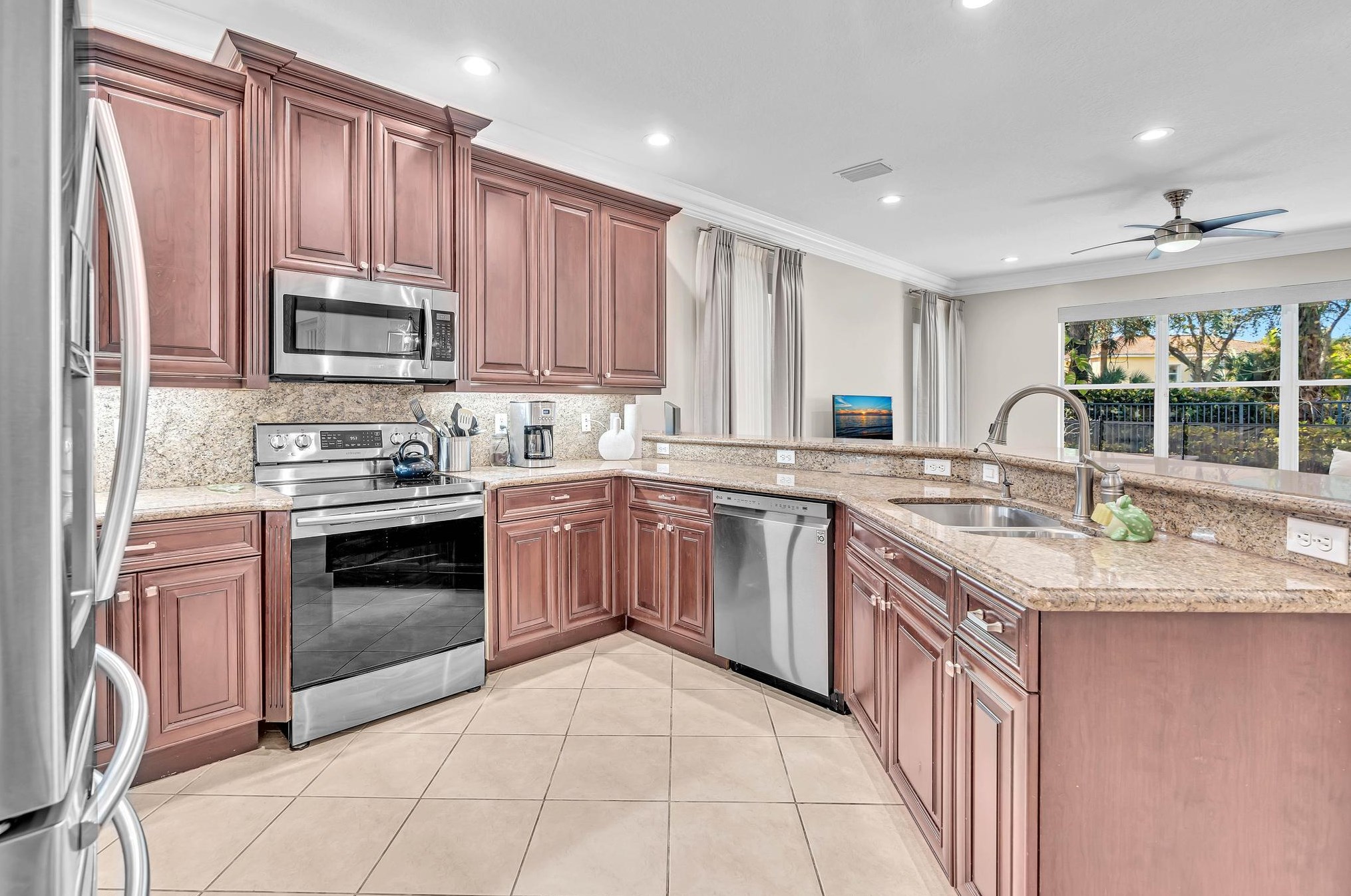 8717 Sandy Crst Ln, Boynton Beach FL  exterior