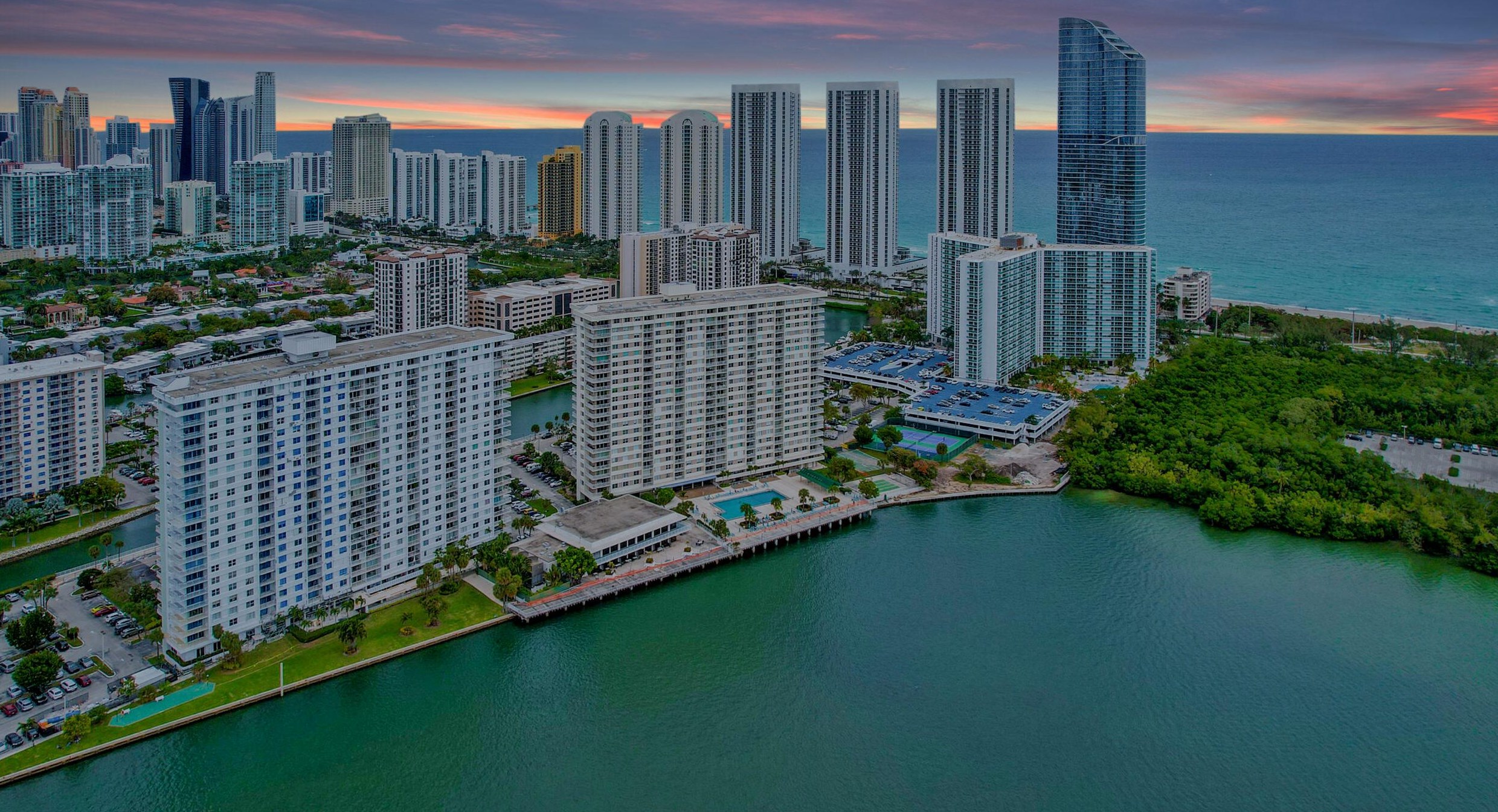 300 Bayview Dr, Miami FL 33160-4700 exterior