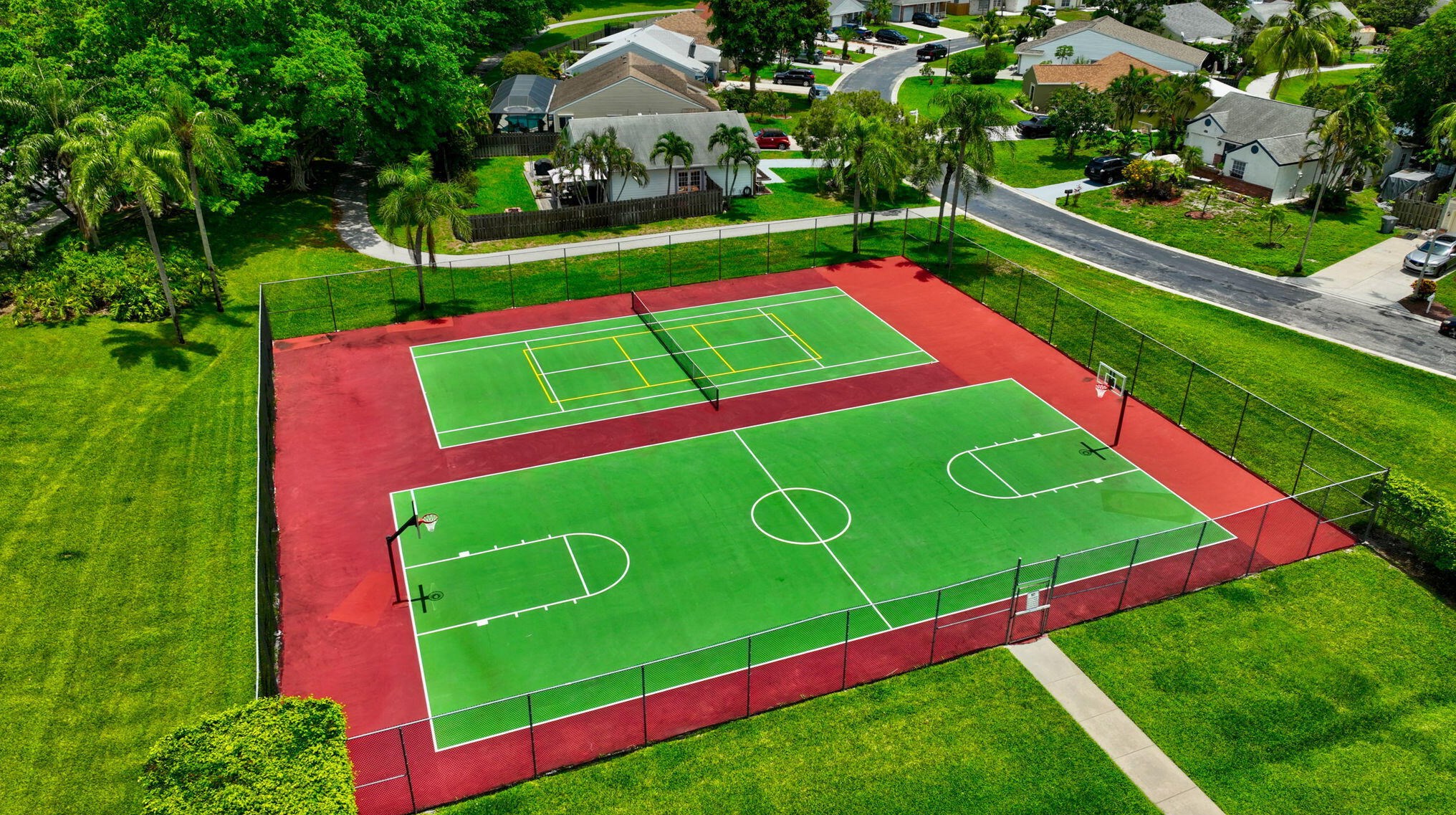 8615 Indian River Run, Boynton Beach FL  33472-2412 exterior