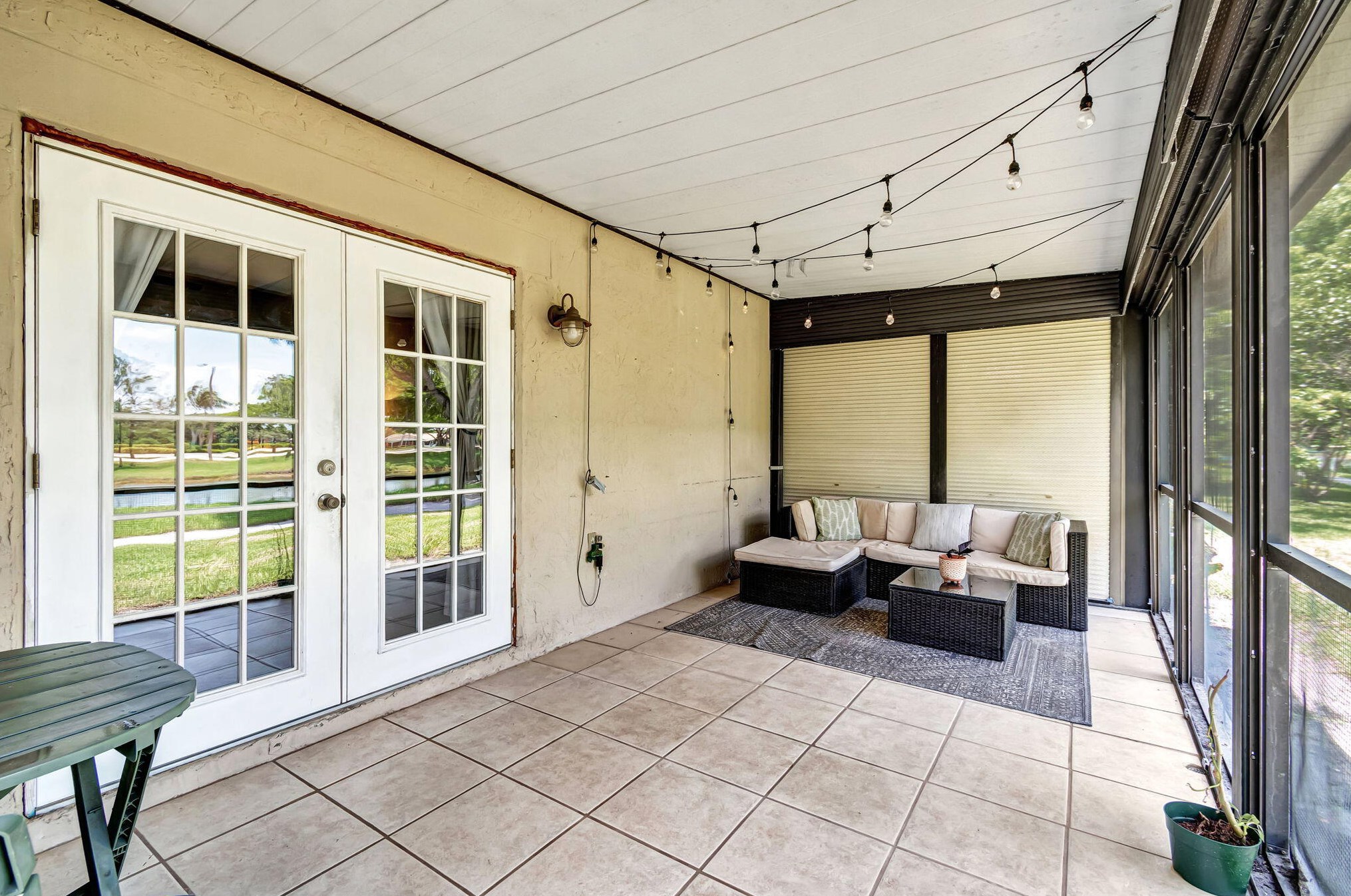 8615 Indian River Run, Boynton Beach FL  33472-2412 exterior