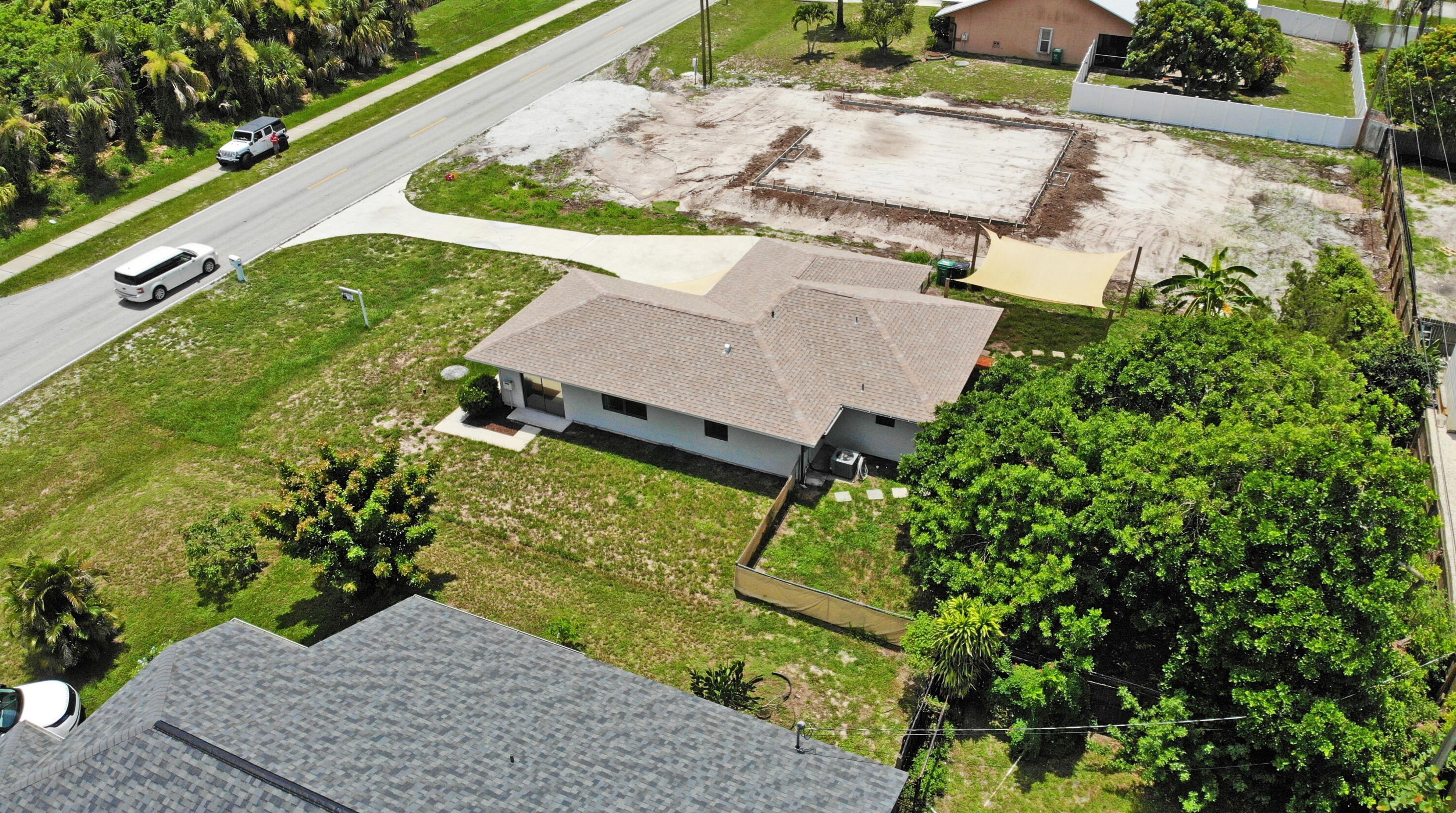 814 Del Rio Blvd, Fort Pierce FL  34953-1979 exterior