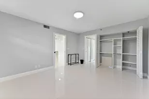 198 NW 67th St, Boca Raton, FL 33487 - Photo 13