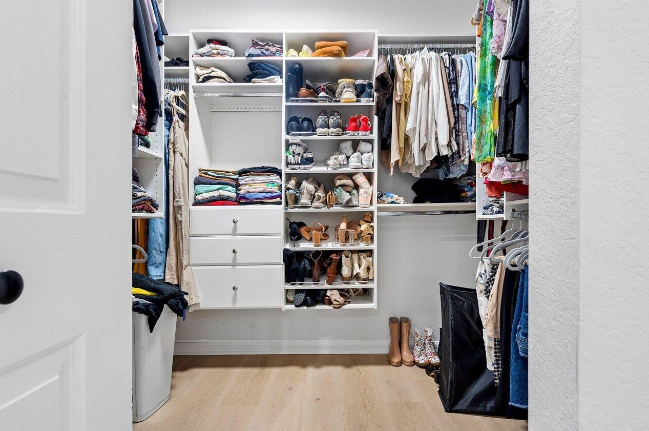 608 24th Ave, Boynton Beach FL  33426-8788 exterior