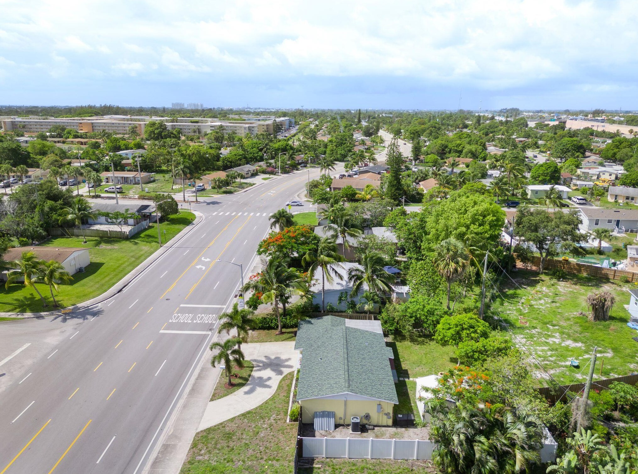 2851 Seacrest Blvd, Boynton Beach FL  33435-7934 exterior