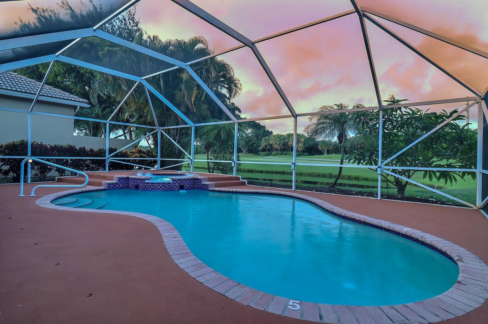 5538 Fountains Dr, Lake Worth FL  33467-5773 exterior