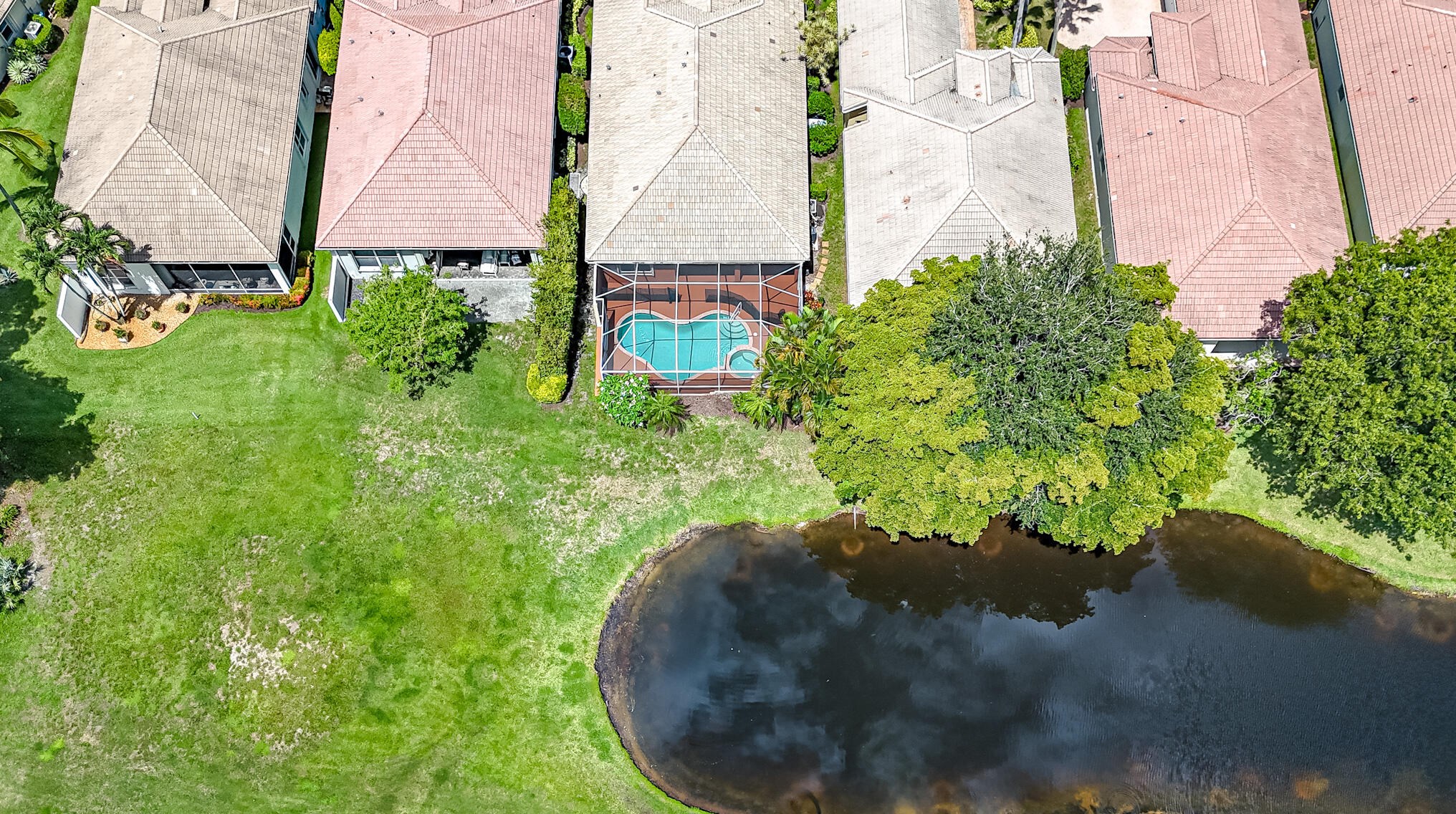 5538 Fountains Dr, Lake Worth FL  33467-5773 exterior