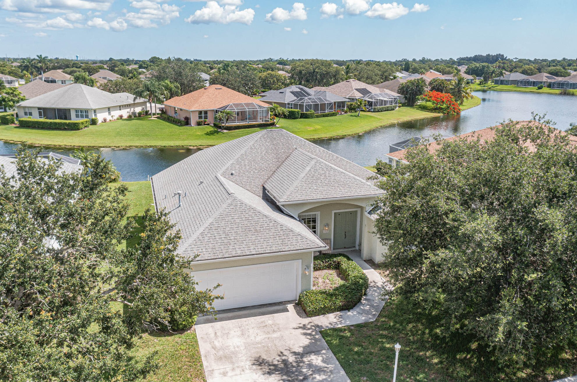 5580 1st Sq, Vero Beach FL  32968-2254 exterior