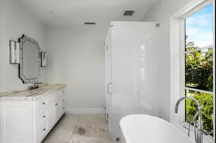 125 Via Vizcaya, Palm Beach, FL 33480 - Photo 27