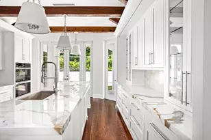 125 Via Vizcaya, Palm Beach, FL 33480 - Photo 11