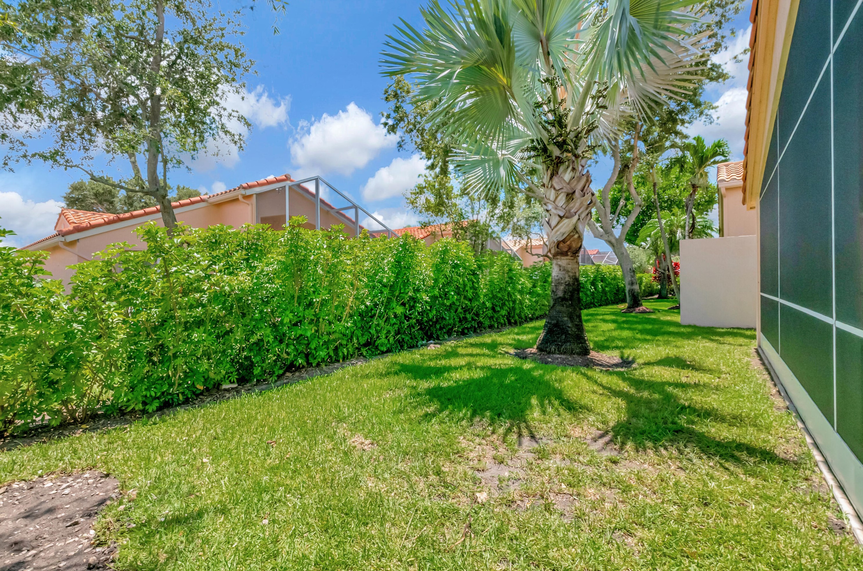 5130 Polly Park Ln, Boynton Beach FL  33437-1684 exterior