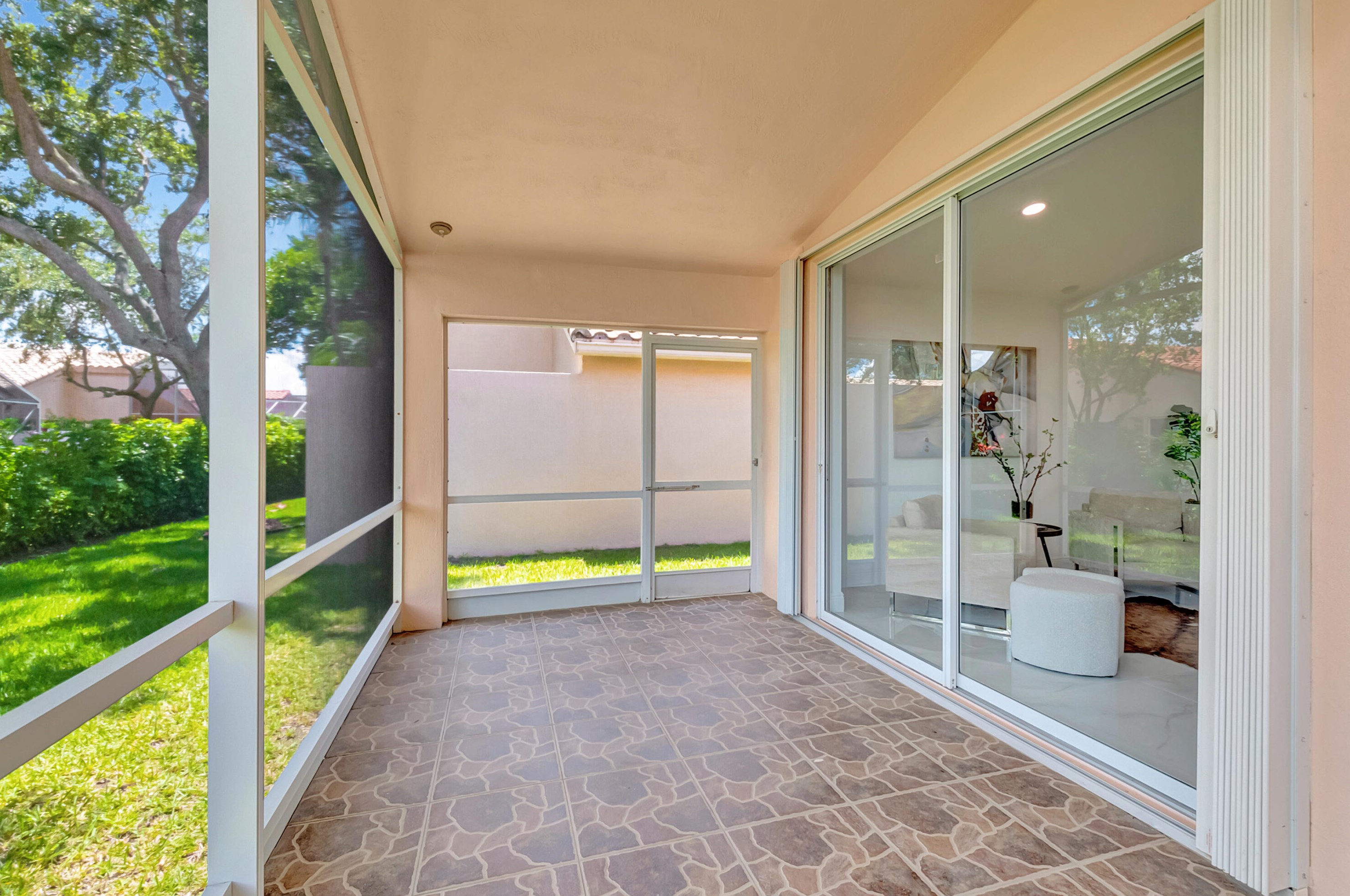 5130 Polly Park Ln, Boynton Beach FL  33437-1684 exterior