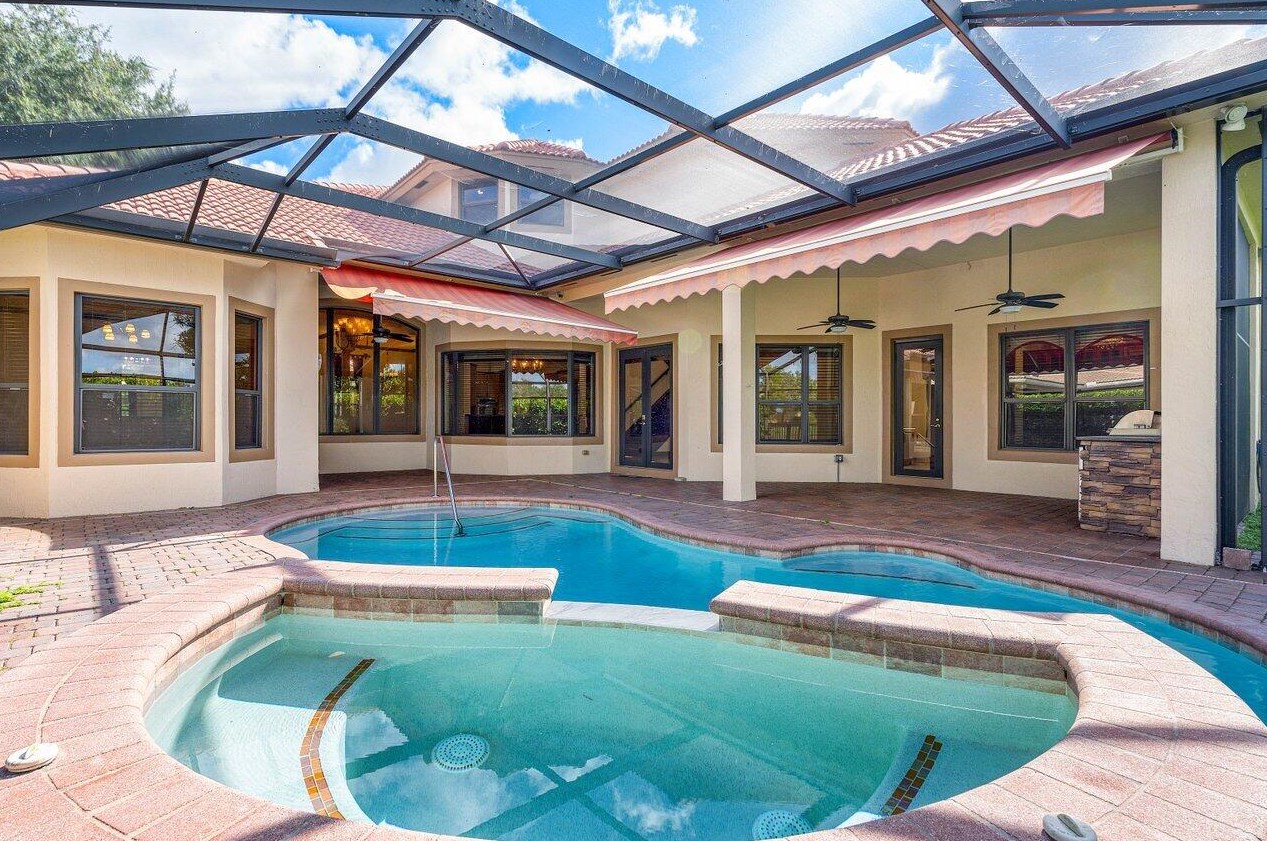 15541 Glencrest Ave, Delray Beach FL  33446-9576 exterior