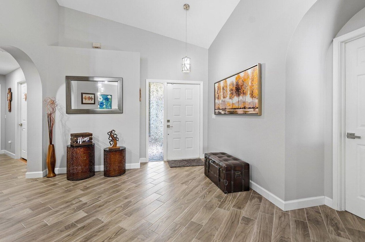 10496 Lexington Cir, Boynton Beach FL  33436-4555 exterior