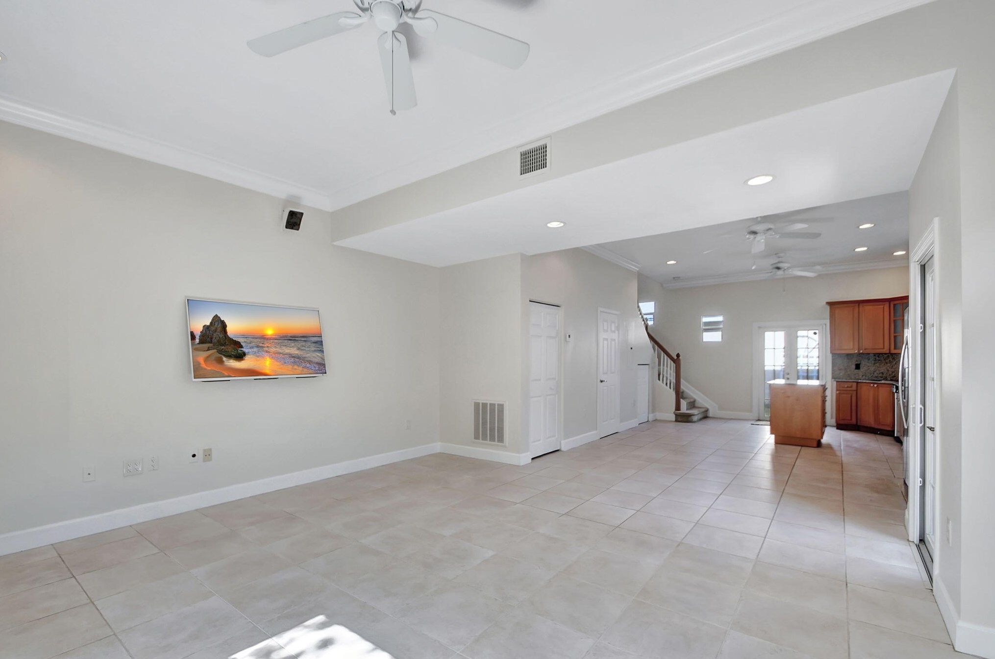 918 Federal Hwy, Lake Worth FL 33460-2656 exterior