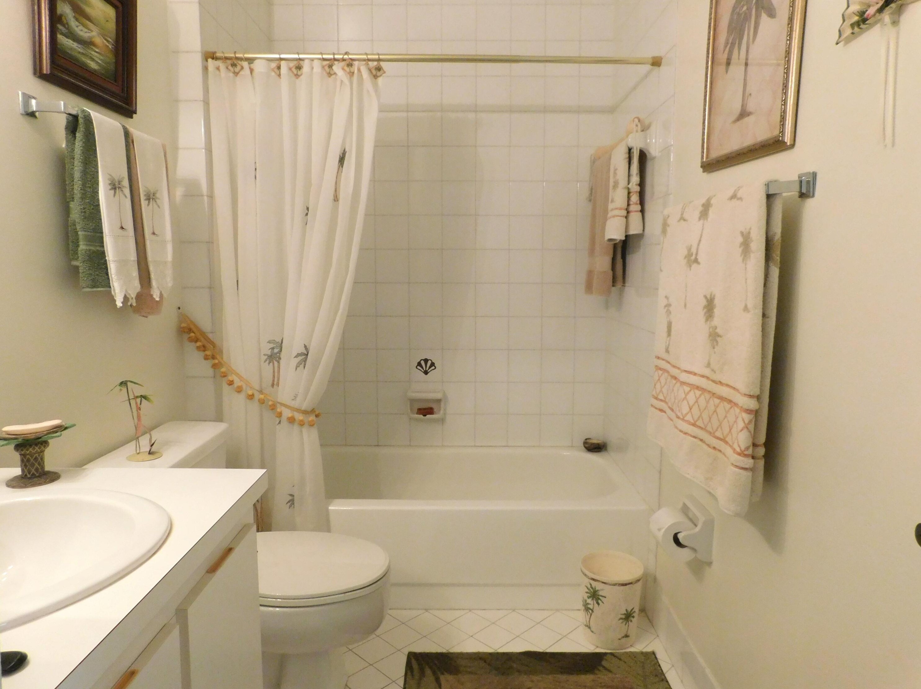 1337 Peppertree Trl, Fort Pierce FL 34950-5286 exterior