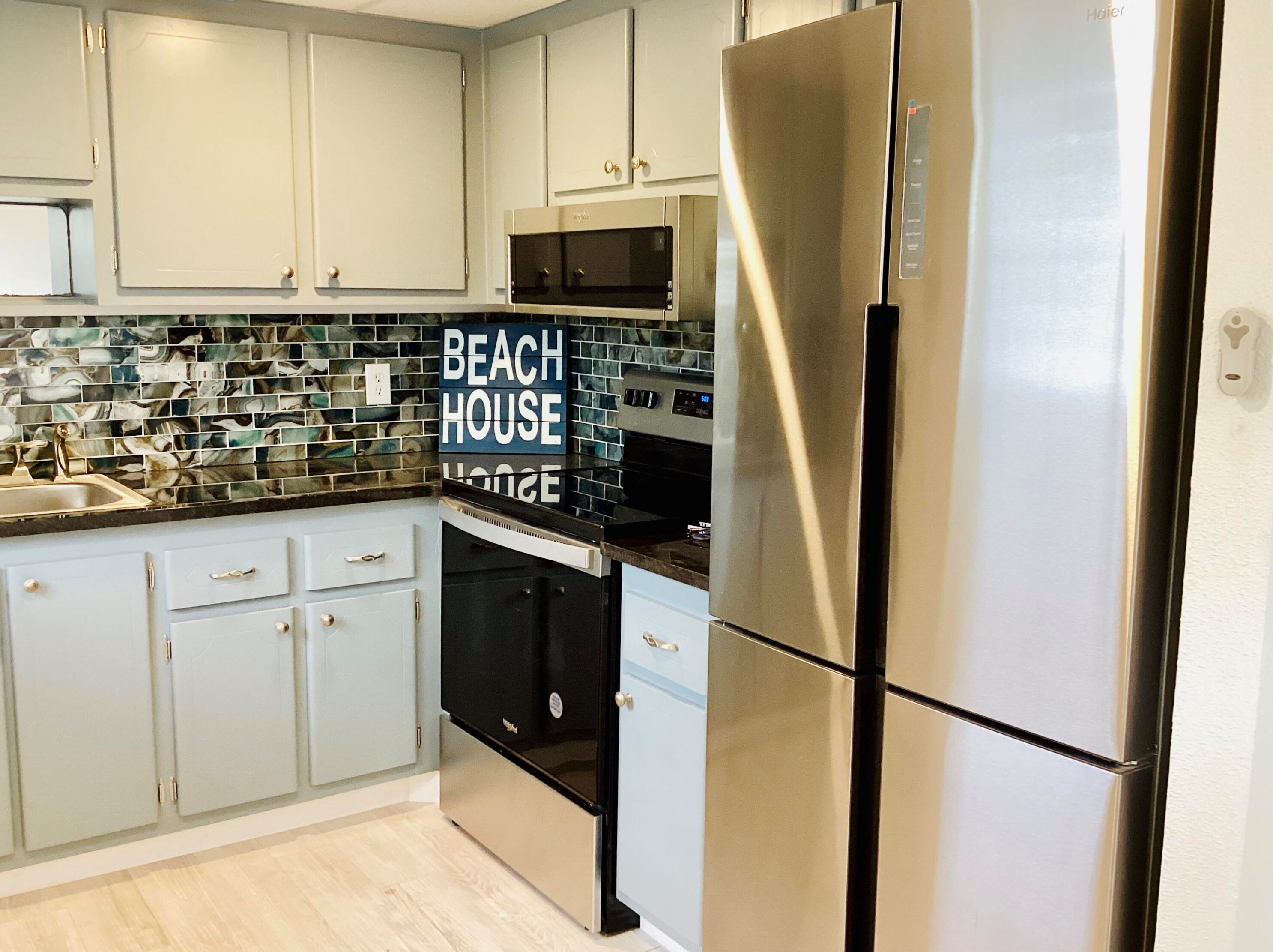 561 Monaco L, Delray Beach FL  33446-1938 exterior