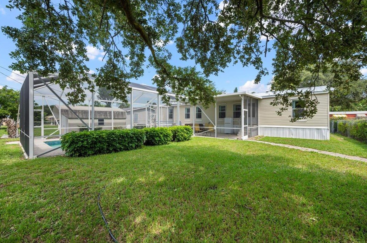 4938 Sunnyside Dr, West Palm Beach FL  33415-3108 exterior